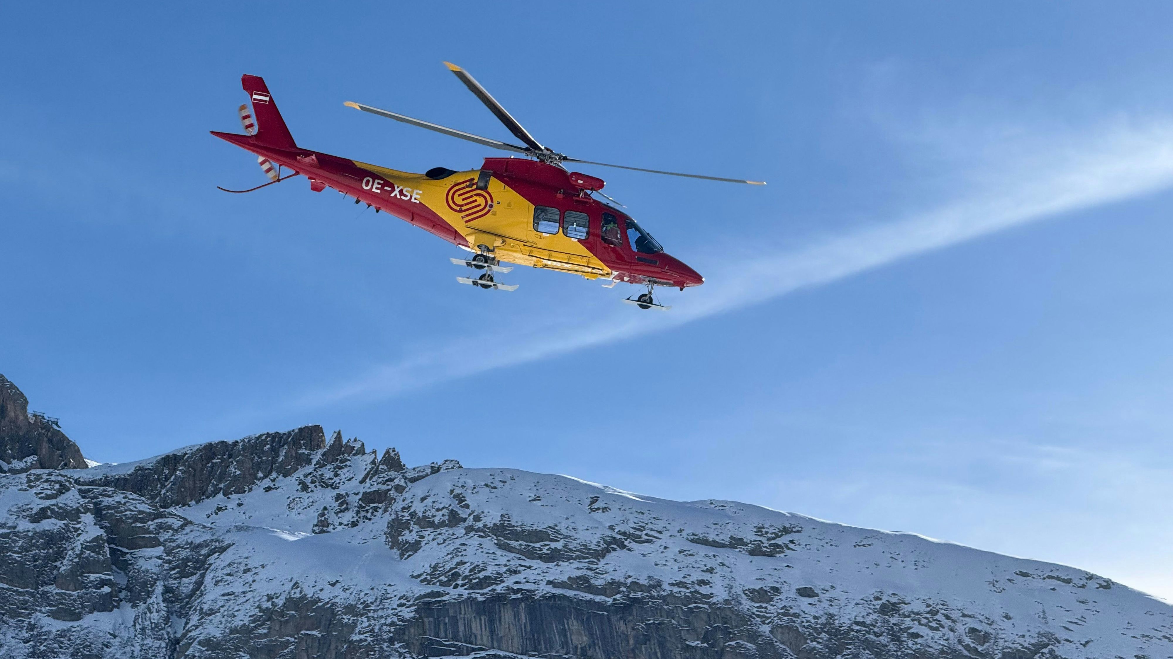Die Frau wurde in ein Krankenhaus geflogen.