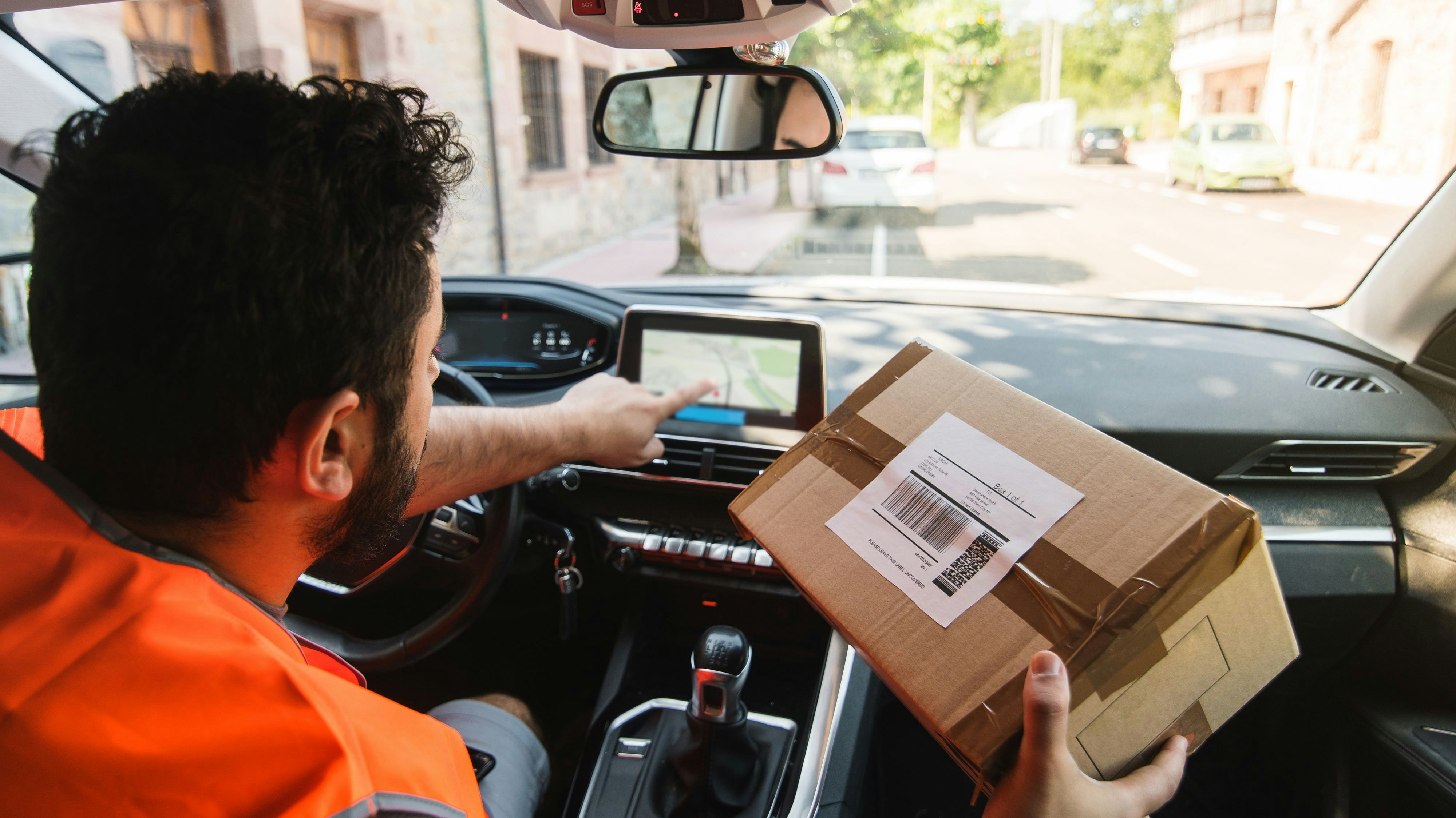 Um eine Kollision zu vermeinden, wollte der Lenker ausweichen und verletzte sich.