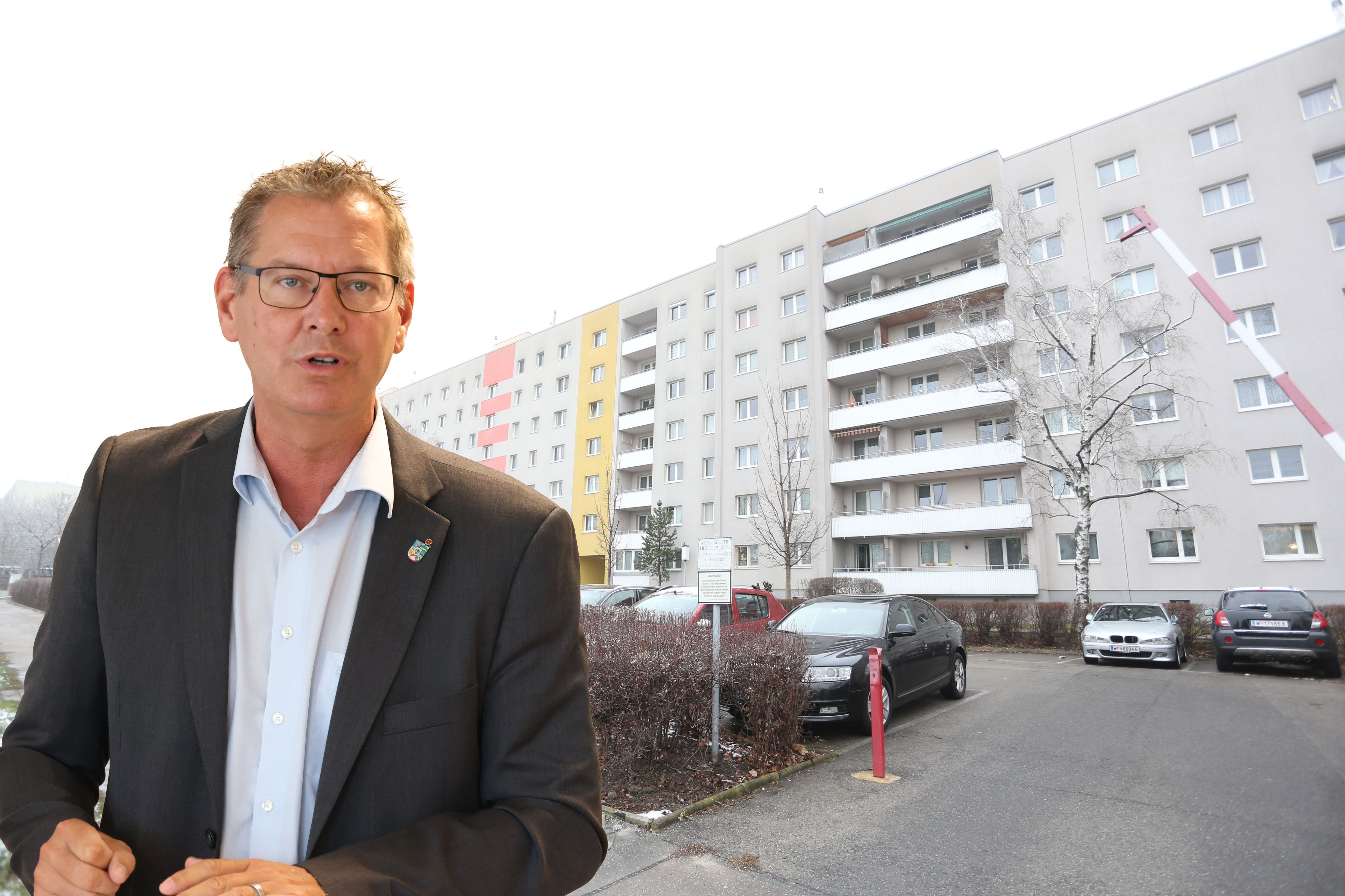 Probleme in der Großfeldsiedlung: Bezirksvorsteher Georg Papai (SP) reagierte sofort. 