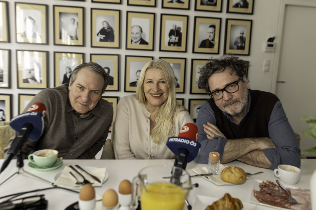 Palfrader und Schalko frühstücken mit Stöckl.