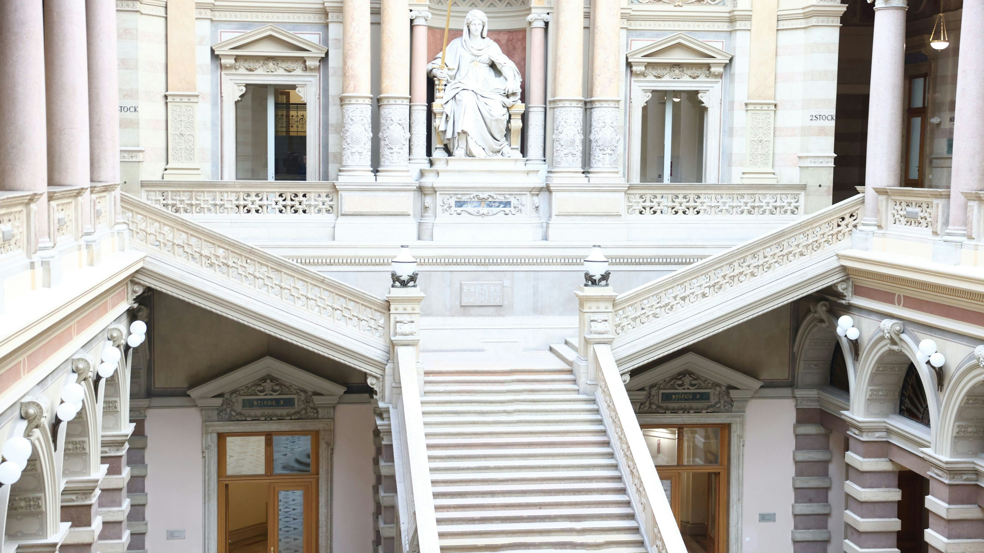 Verhandlung am Oberlandesgericht Wien.