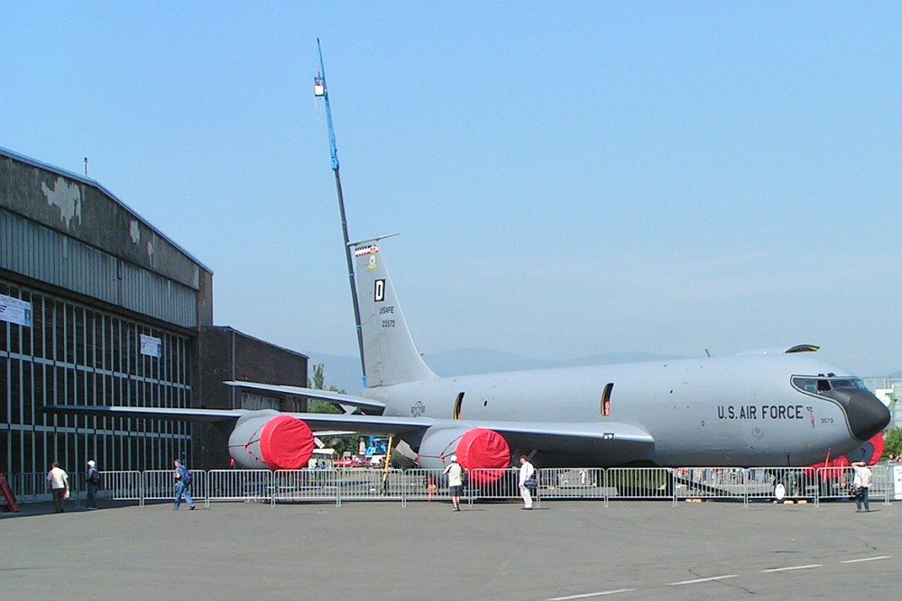 Ein zweites, in den Vorfall verwickeltes Flugzeug sei sicher gelandet.