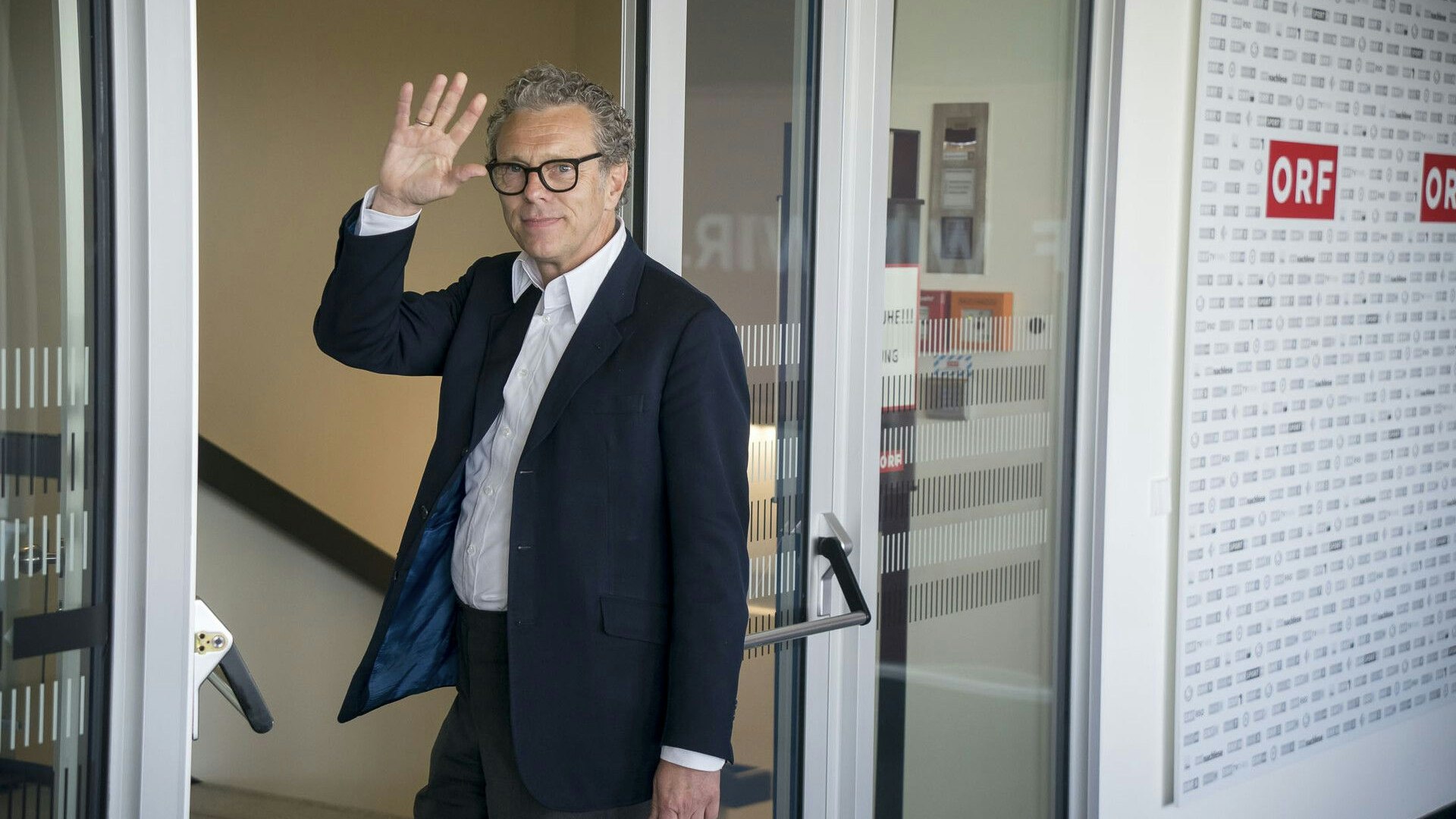 Das Bild täuscht, Stiftungsrats-Vorsitzender Heinz Lederer hatte alle Hände voll zu tun