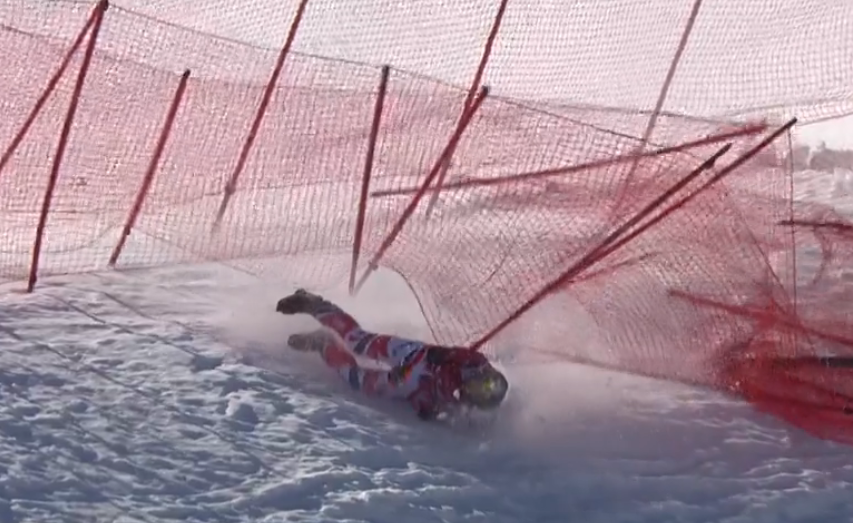 Der Franzose durchbrach bei seinem Sturz beide Auffangnetze.