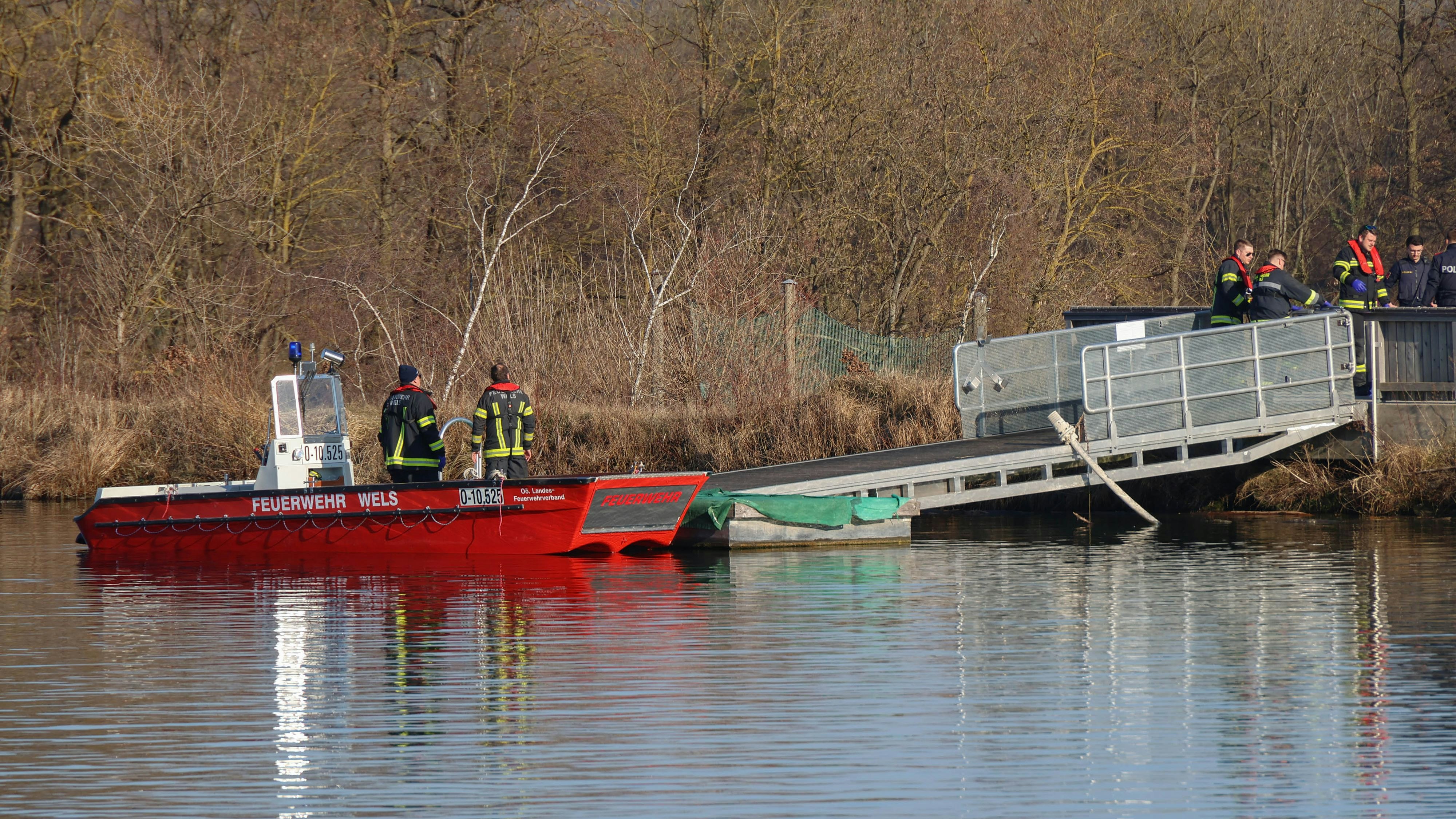 Heute.at - Schock-Fund in der Traun – Mann (59) tot geborgen