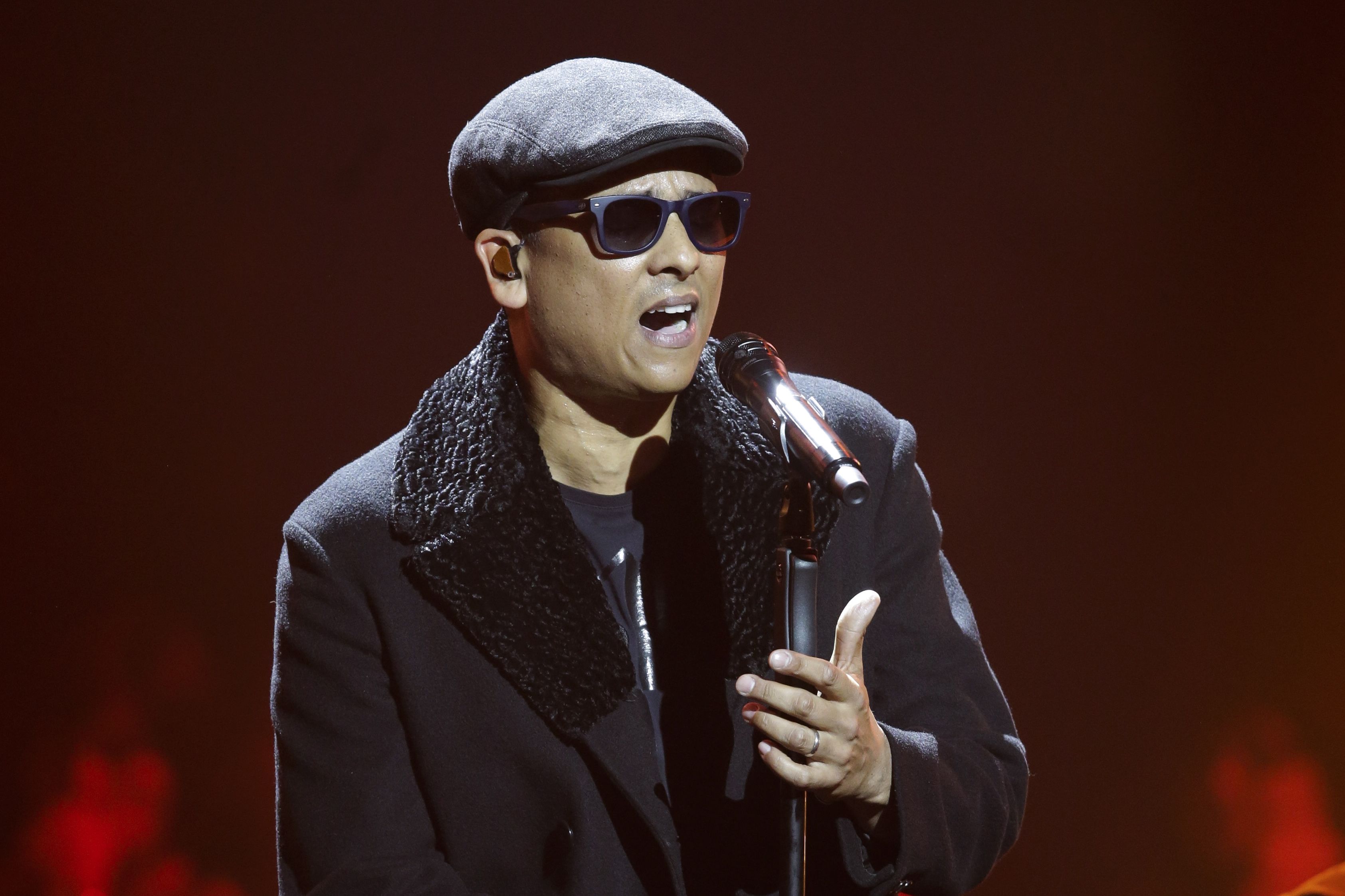  Im Zentrum stand der umstrittene Sänger Xavier Naidoo, der als Hauptredner auftrat.