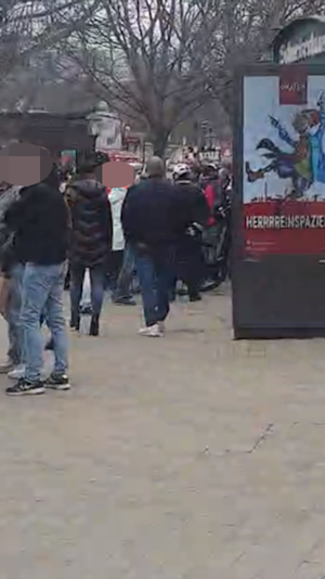 Schweizerhaus-Eröffnung im Wiener Prater: Saisonstart lockt mit stabilem Bierpreis, Neuerungen und großem Besucherandrang am Sonntag.