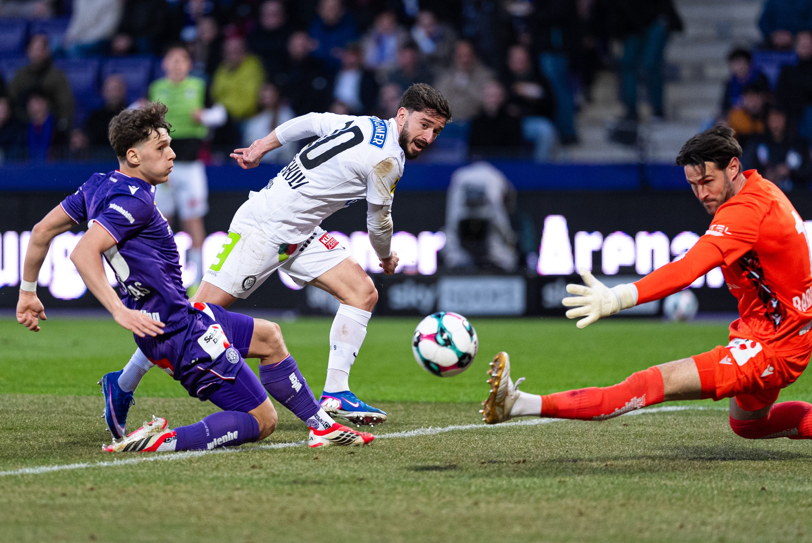 Otar Kiteishvili glänzt einmal mehr für Sturm.