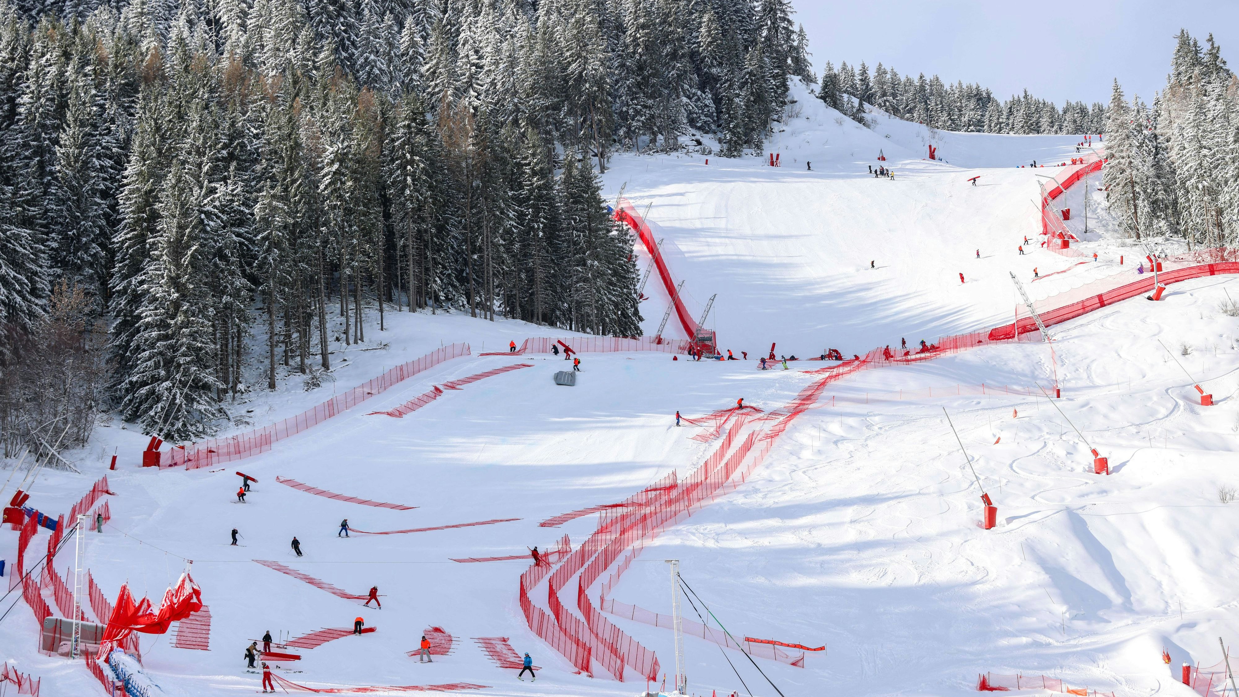 Der Super-G am Sonntag wird nicht ausgetragen. 