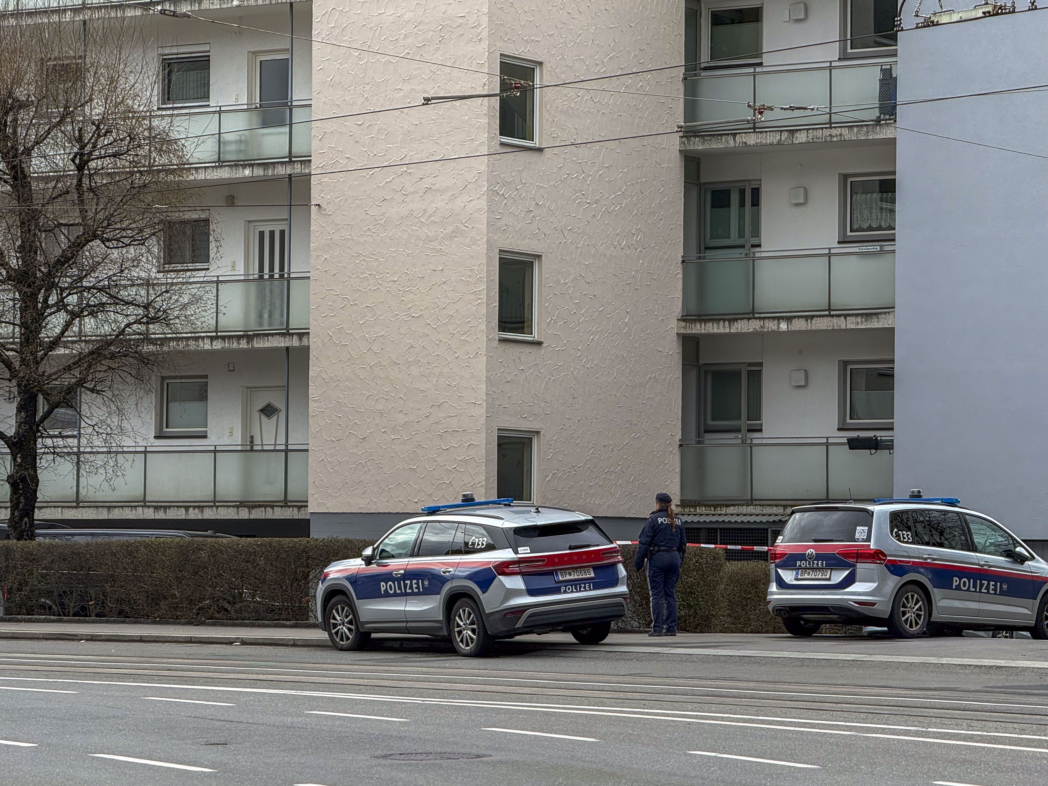 In dieser Wohnhausanlage in Innsbruck wurden die beiden Leichen am Sonntagmorgen entdeckt. 