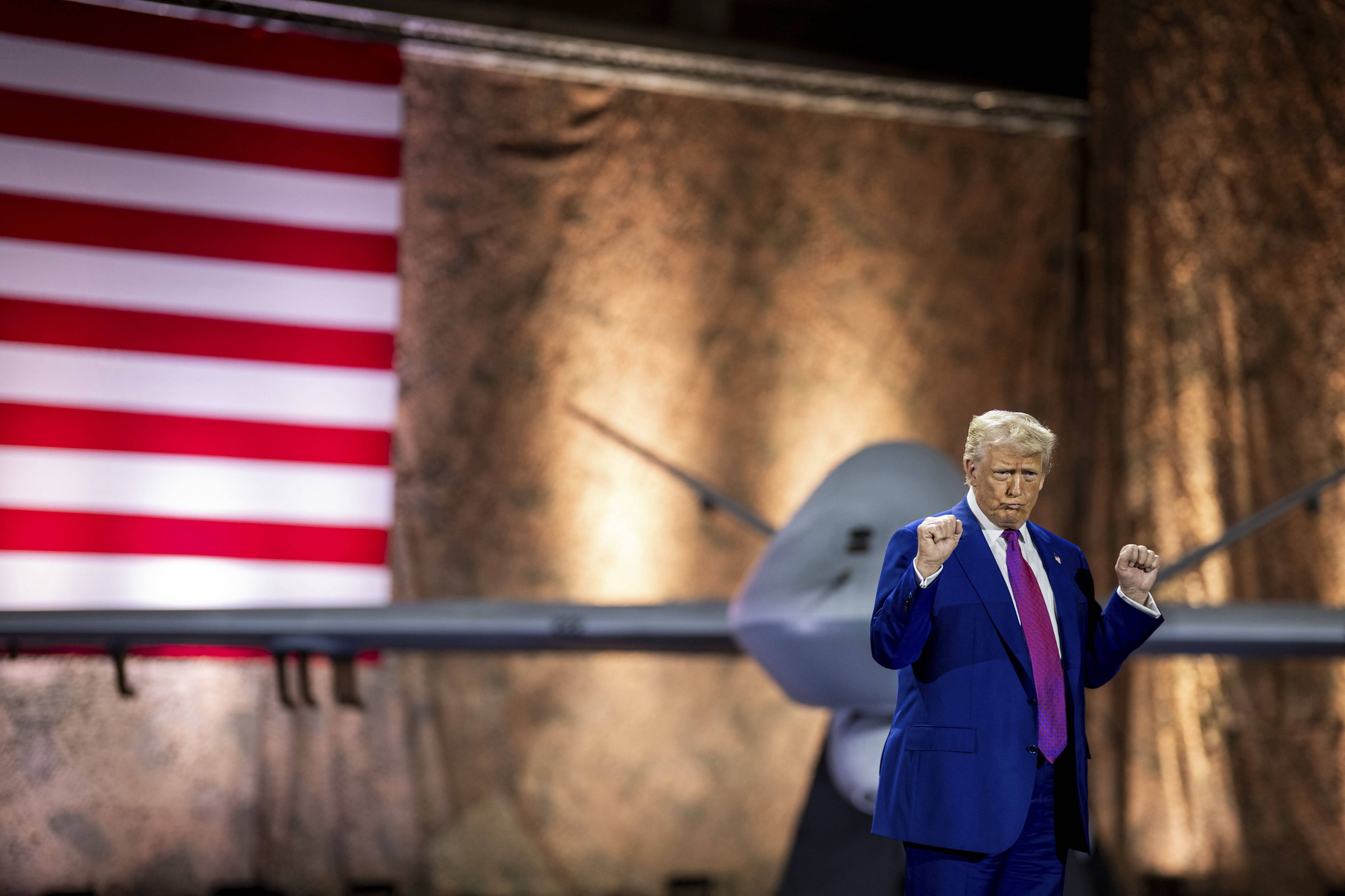 <strong>Donald Trump:</strong> Die USA geben etwa 93-mal mehr für ihr Militär aus als der Iran.