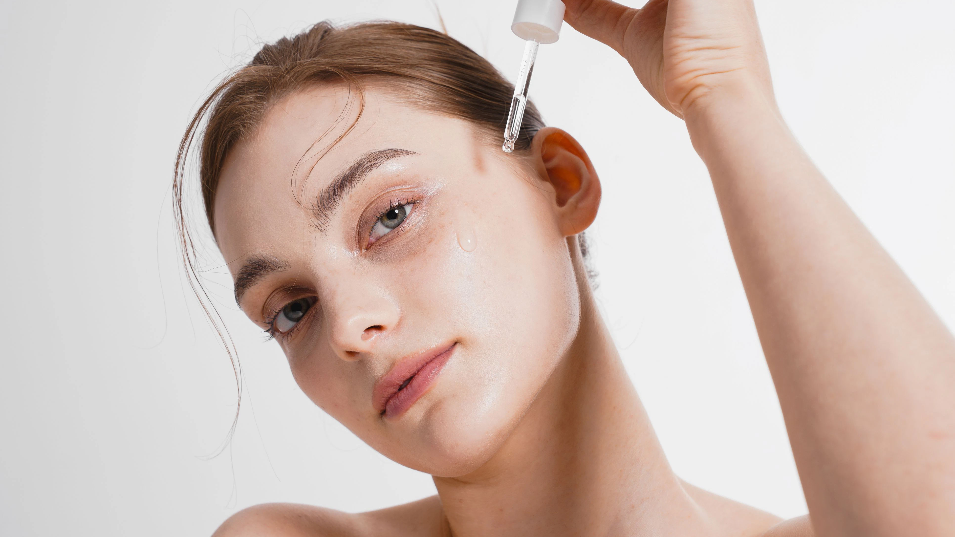 Heute.at - Urea vs. Hyaluronsäure: Feuchtigkeits-Booster im Check