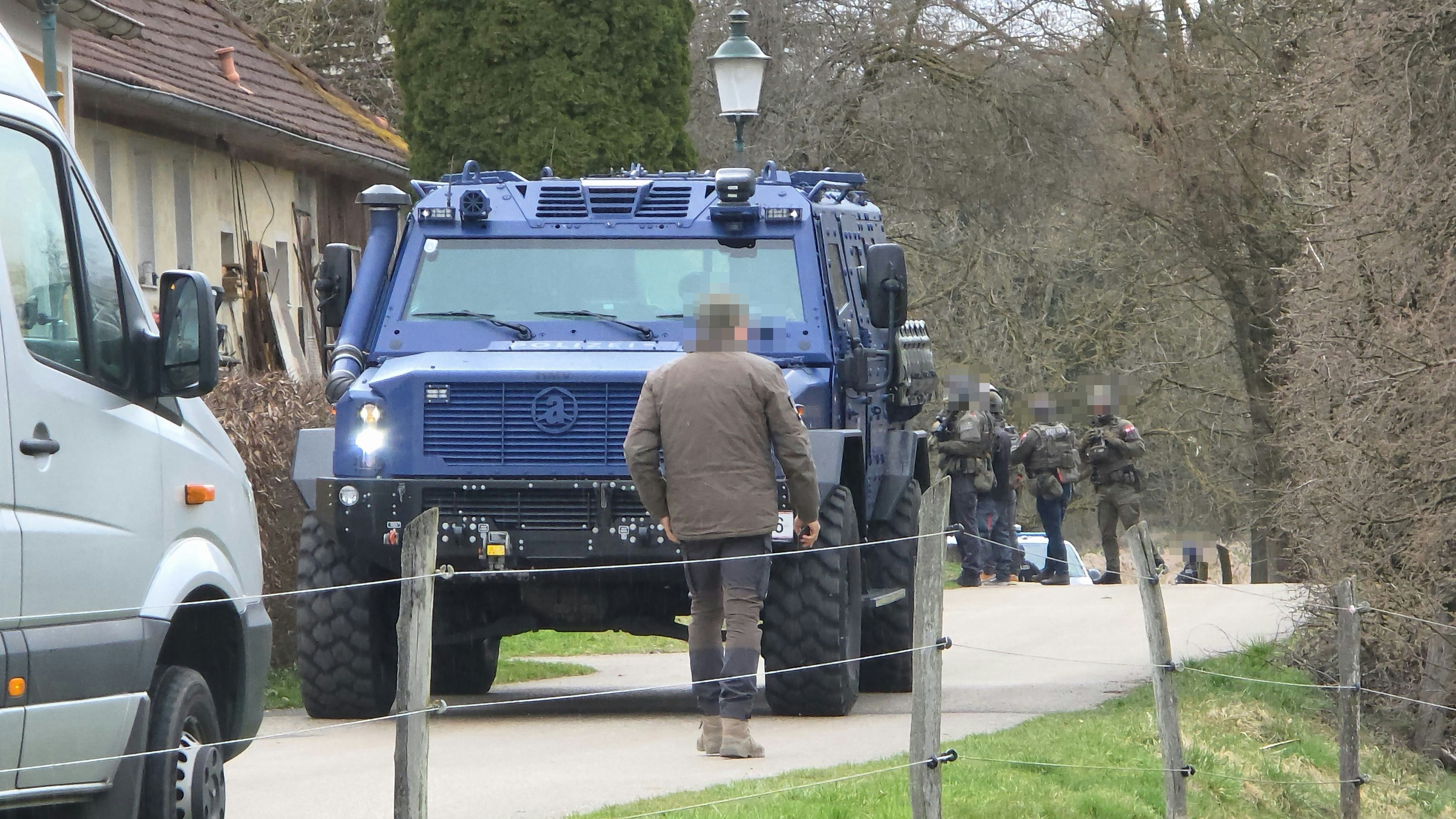 Heute.at - Großer Cobra-Einsatz läuft im Bezirk Melk