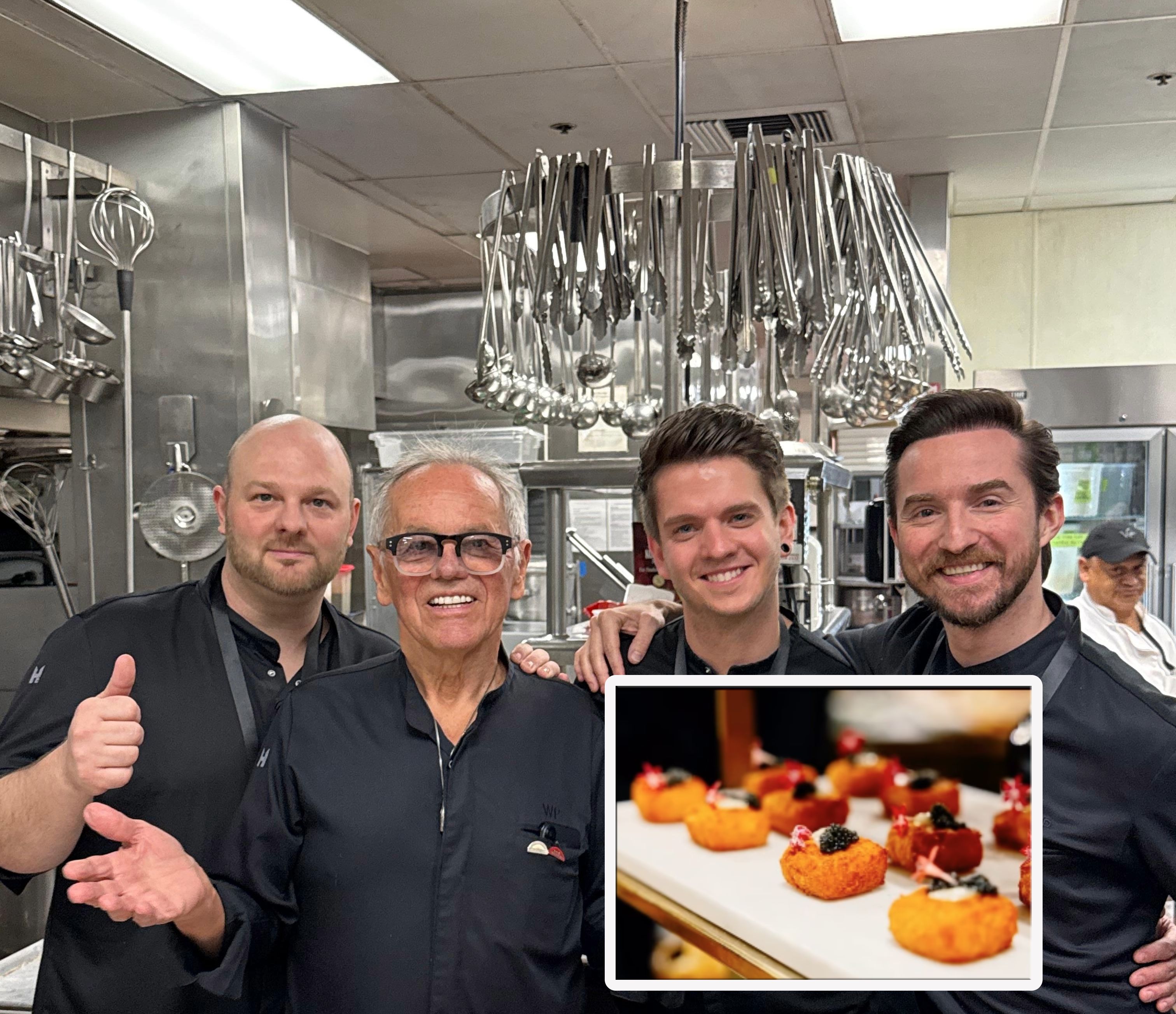 Das Oscar-Menü war auch heuer wieder fest in österreichischer Hand: Neben Wolfgang Puck (2.v.l.) schwang Vier-Haubenkoch Bernhard Zimmerl (3.v.l.) den Hochlöffel.