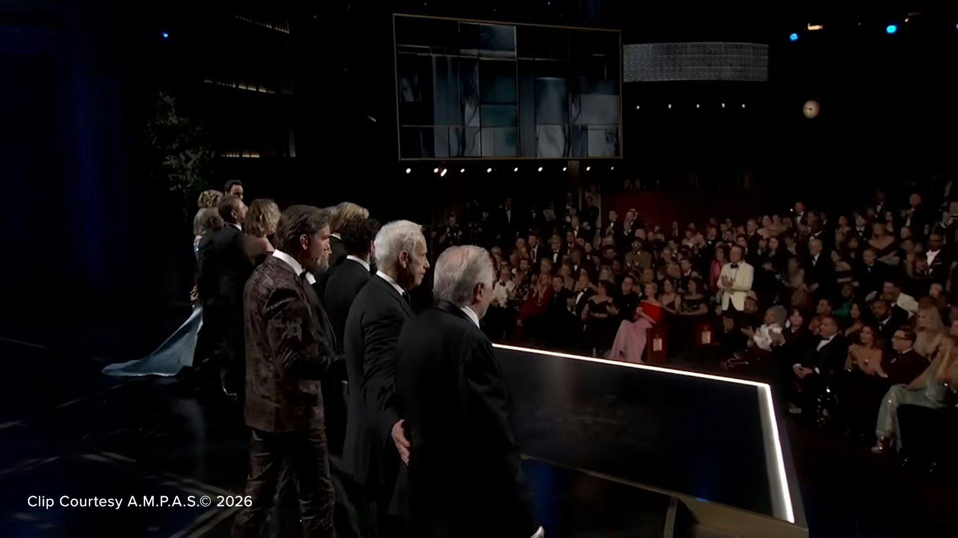 Heute.at - Tränen im Saal: Plötzlich geht es um toten Megastar