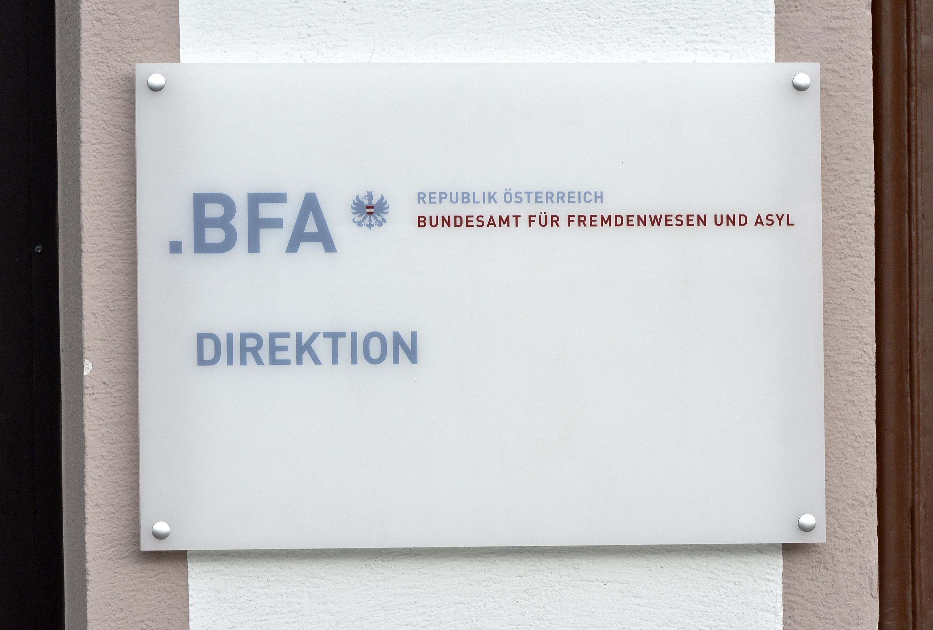 Nach langem Warten wurde klar: Die Geschwister Victoria und Joseph Oshakuade dürfen nicht in Österreich bleiben.