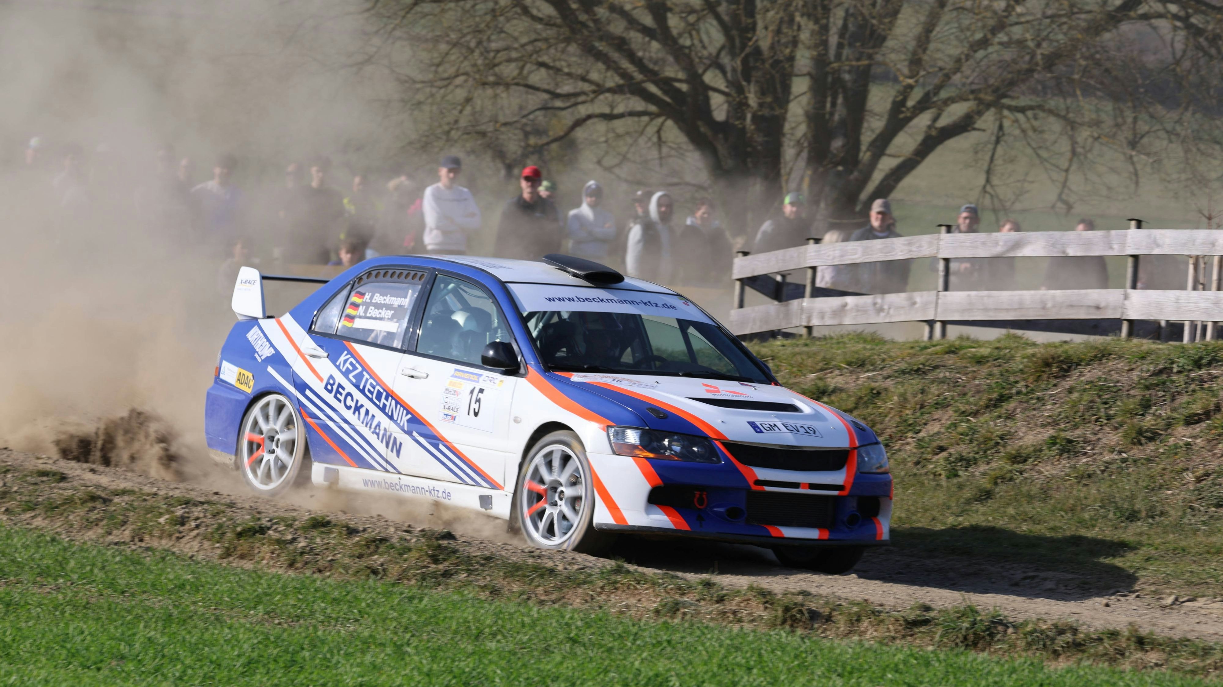 Nur wenige Tage vor dem tödlichen Unfall hatte Nina Becker auch an 47. ADAC Rallye Kempenich, Rheinland-Pfalz, teilgenommen.