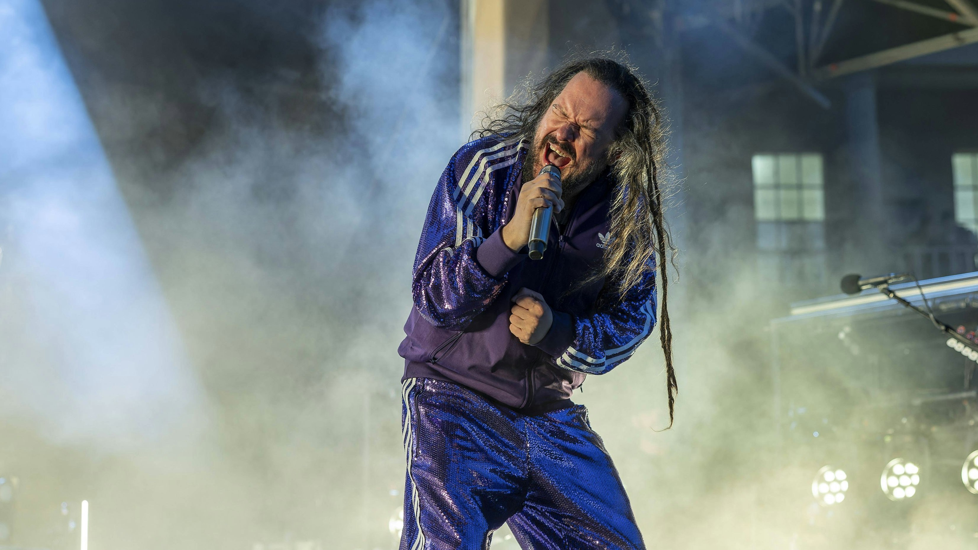 Korn at Halifax Piece Hall Jonathan Davis of American Nu-Metal Band Korn performs at the Piece Hall, Halifax, England, 9th August 2024 - EDITORIAL USE ONLY, Credit:Mike Gray / Avalon PUBLICATIONxNOTxINxUKxFRAxUSA Copyright: xMikexGrayx/xAvalonx 0897475821