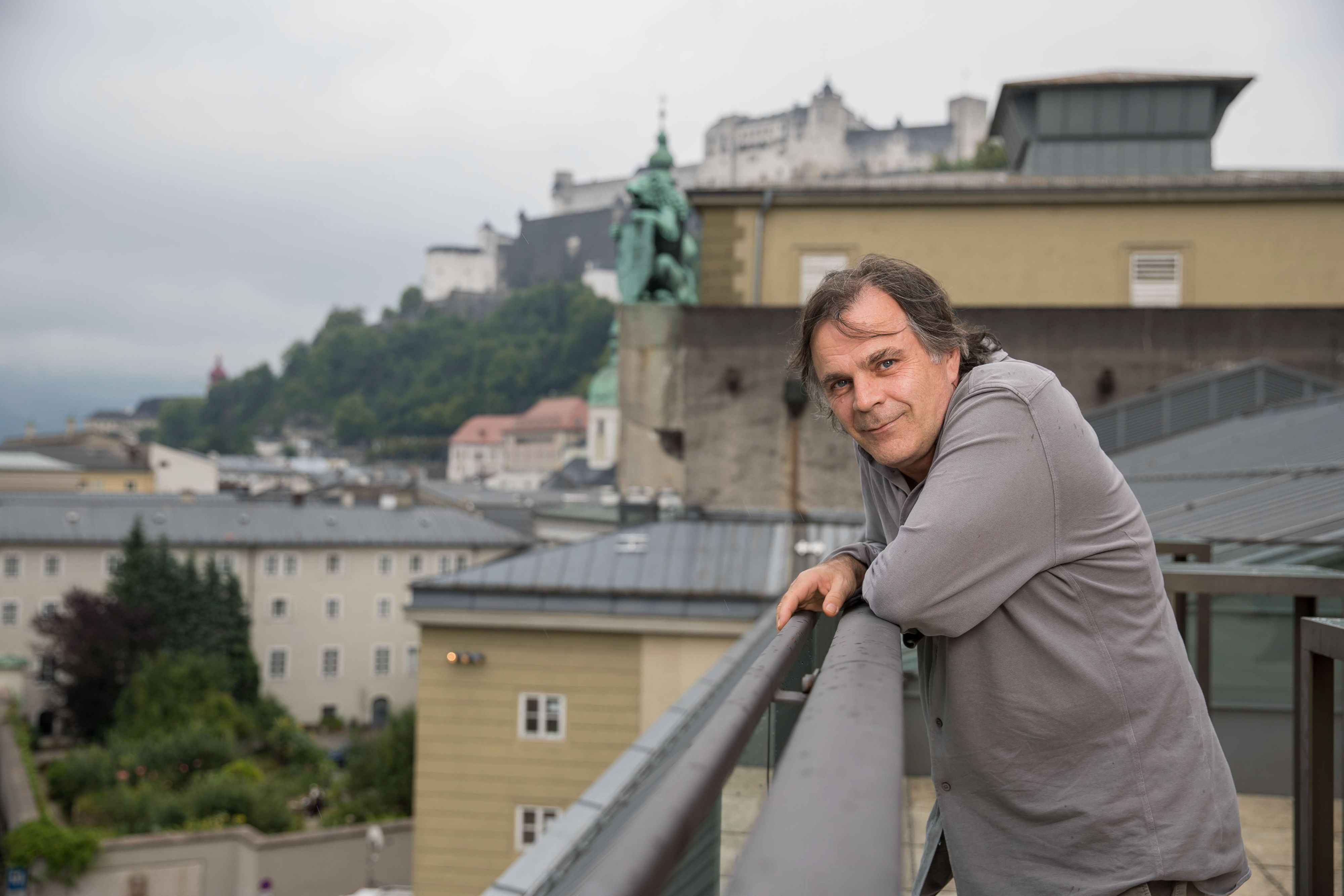 Markus Hinterhäuser (67) übernahm im Oktober 2016 als Intendant die Leitung der Salzburger Festspiele. Nun steht er vor dem Aus – und das Kuratorium der Festspiele vor einem Neubeginn.