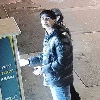 Pech für ihn: Der Tatverdächtige schaute direkt in die Kamera.