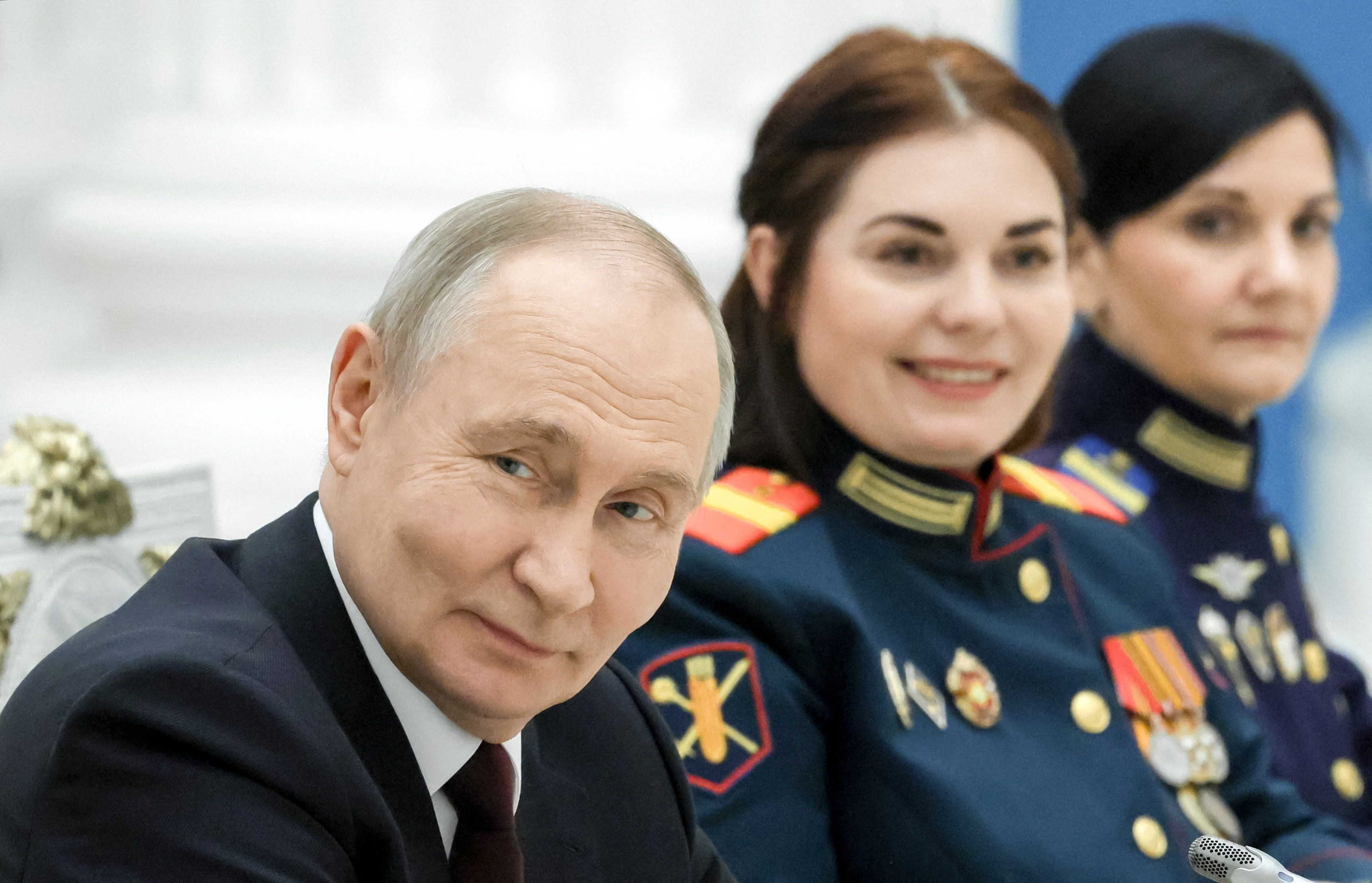 Russlands Präsident Putin findet bei US-Präsident Trump ein offenes Ohr für seine Propaganda.