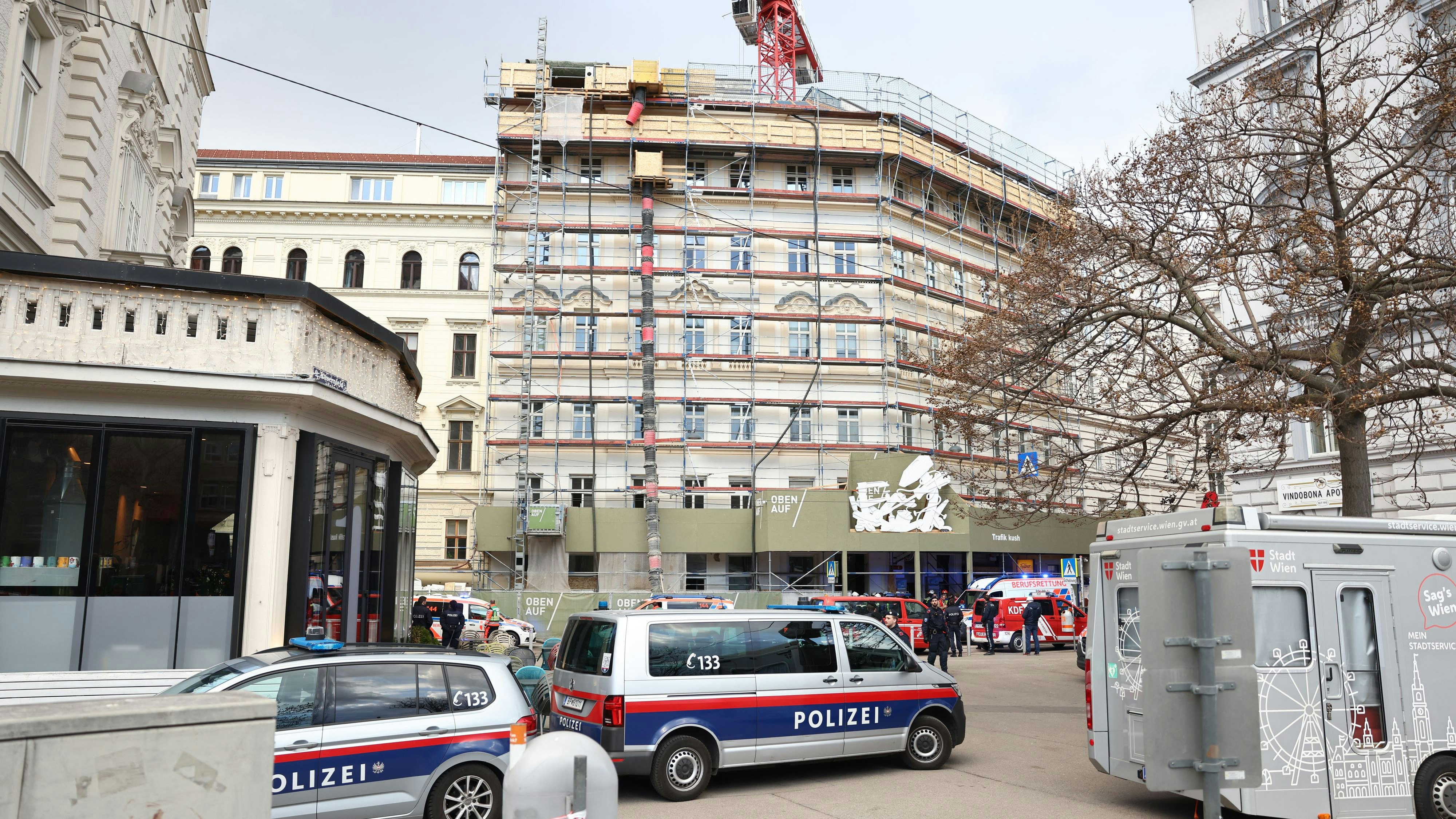 Heute.at - 4 Albaner aus dem Kosovo sterben bei Bau-Drama in Wien