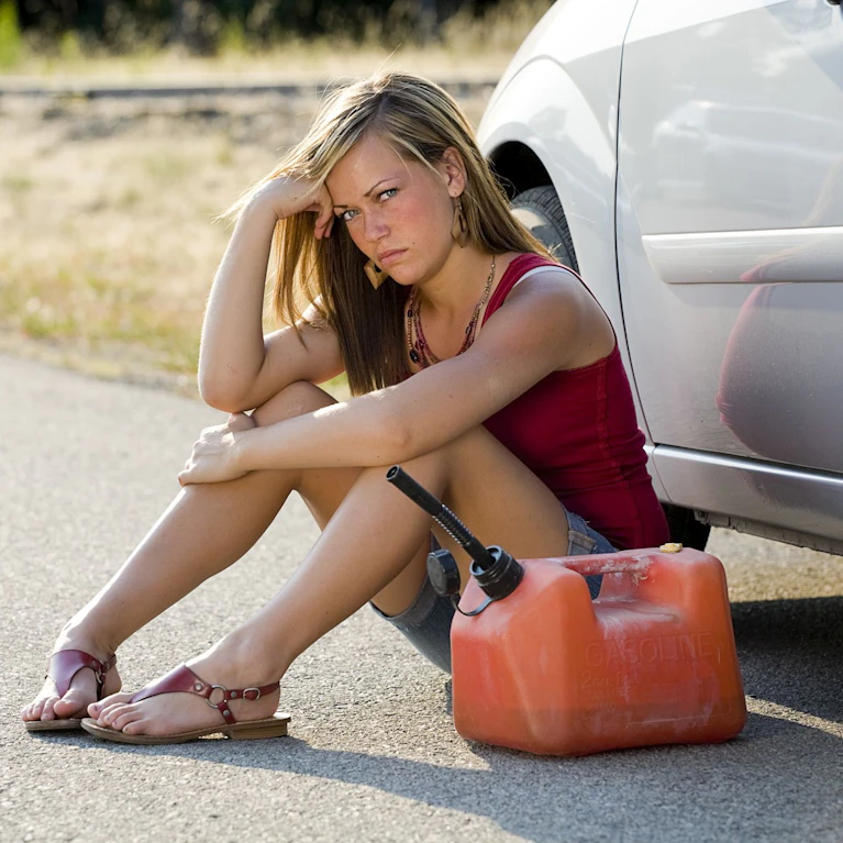 Ein Interview mit OMV-Chef Alfred Stern hatte aufgeschreckt. Wir sollten beginnen, Öl zu sparen, empfahl der Manager. Ist es wirklich schon so ernst und an der Tankstelle bald Ebbe? Die Fakten zur Krise. Und wie lange unsere Reserven reichen.