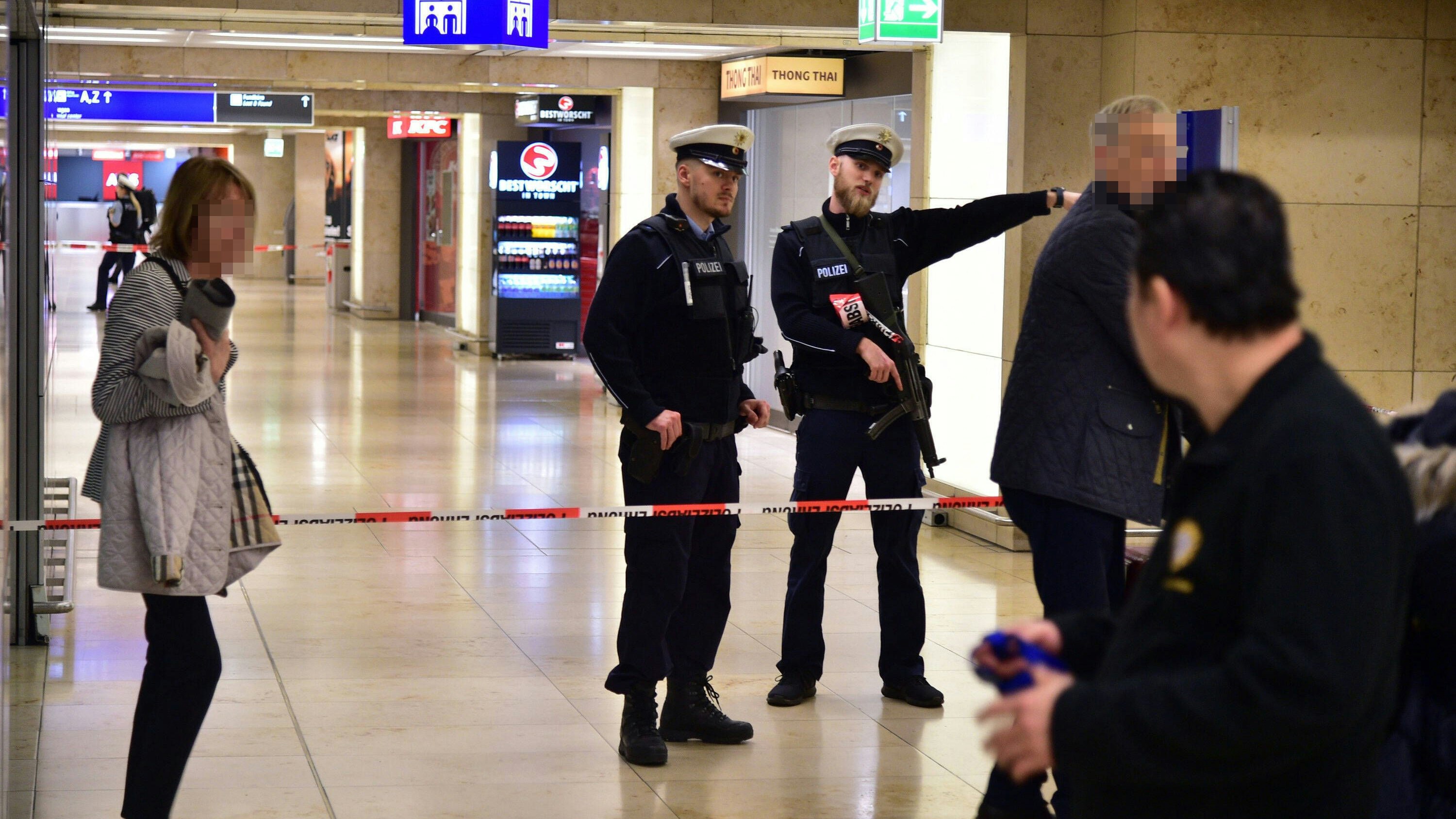 Heute.at - Habe Bombe im Koffer – fataler Scherz am Flughafen