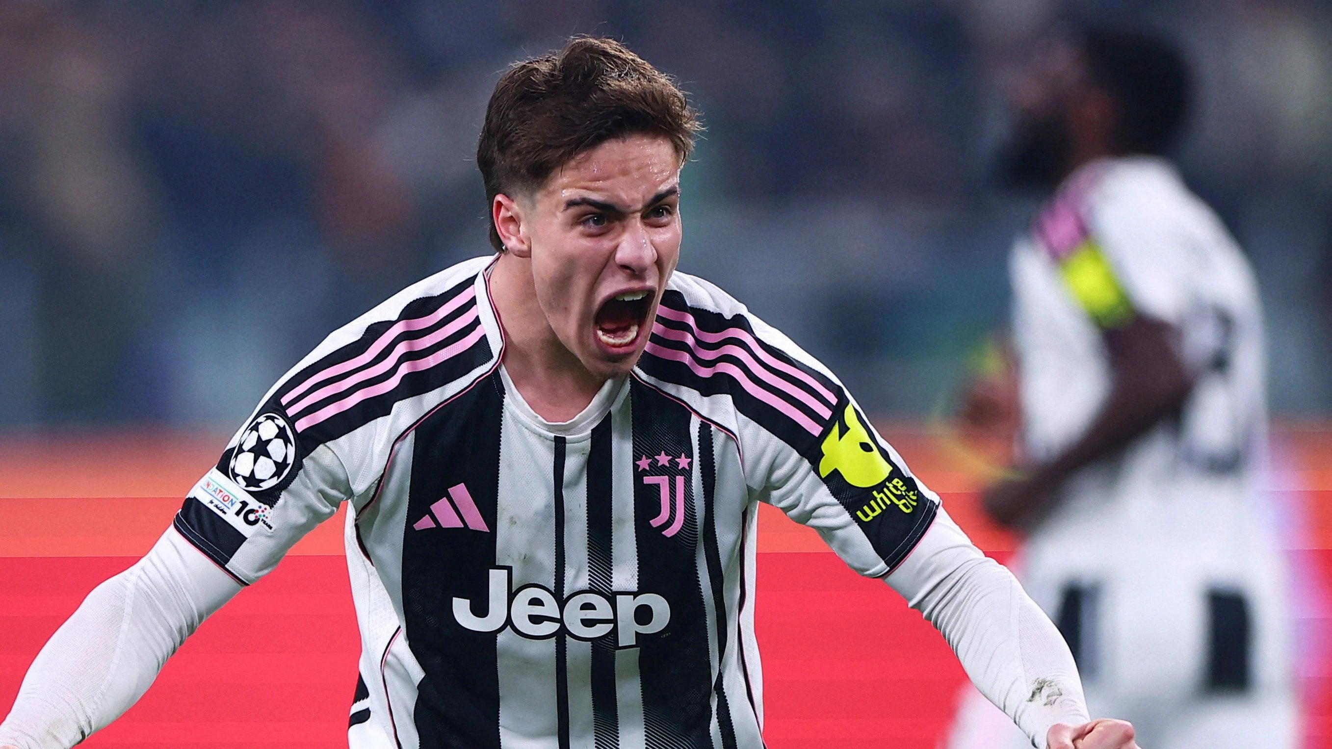 KEnan Yildiz spielte einst bei den Bayern, stichelte nun gegen seinen Ex-Klub. 