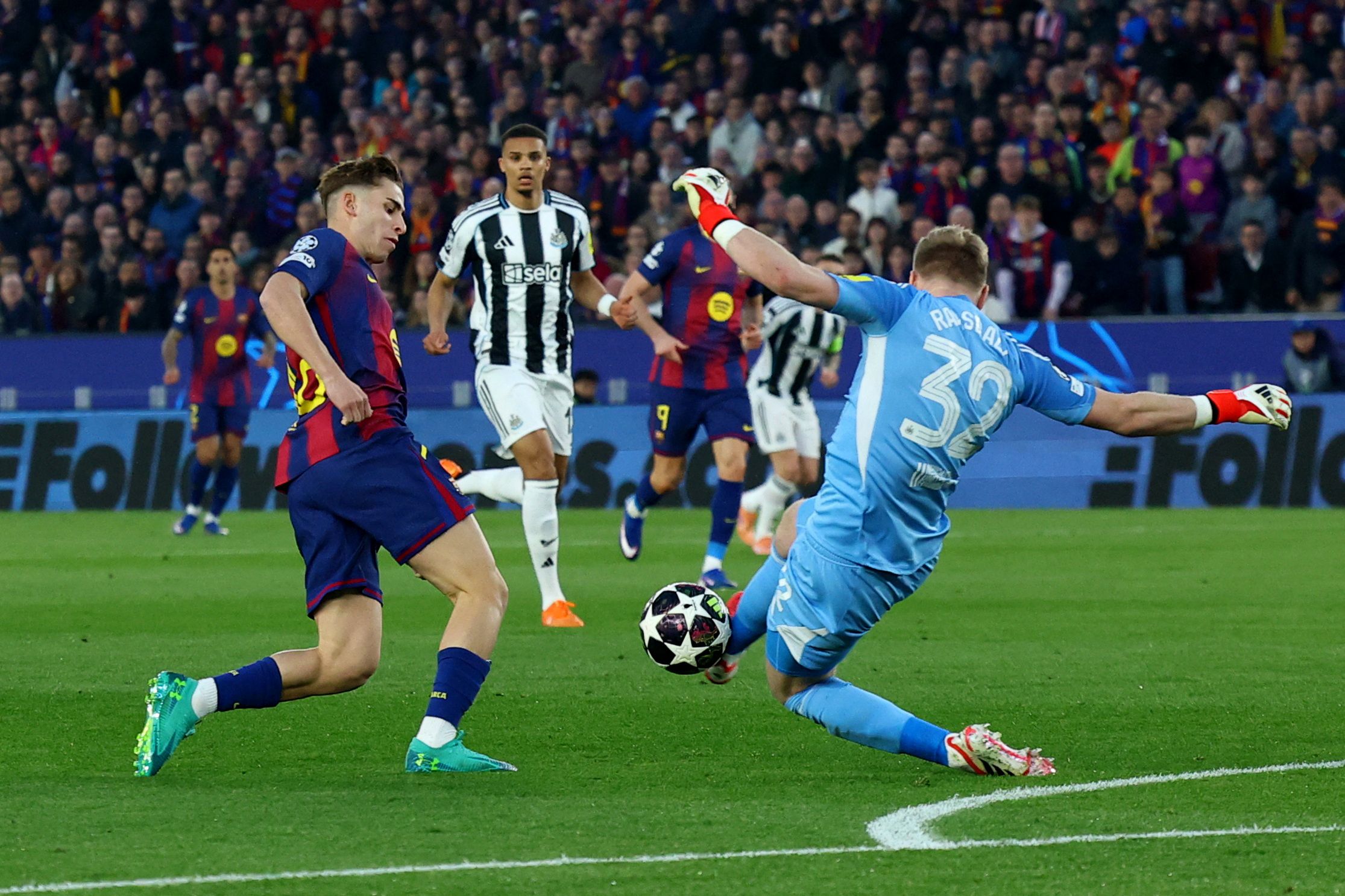 Barcelona im Achtelfinal-Rückspiel der Champions League gegen Newcastle. 