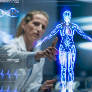 Dr. Chatbot: Kann die KI unser Gesundheits-System kurieren?