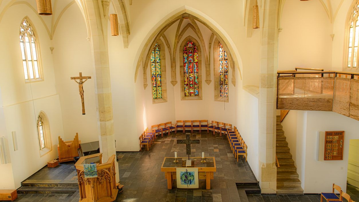 Heute.at - Buben (7, 10) für Feuer in Pfarrkirche verantwortlich