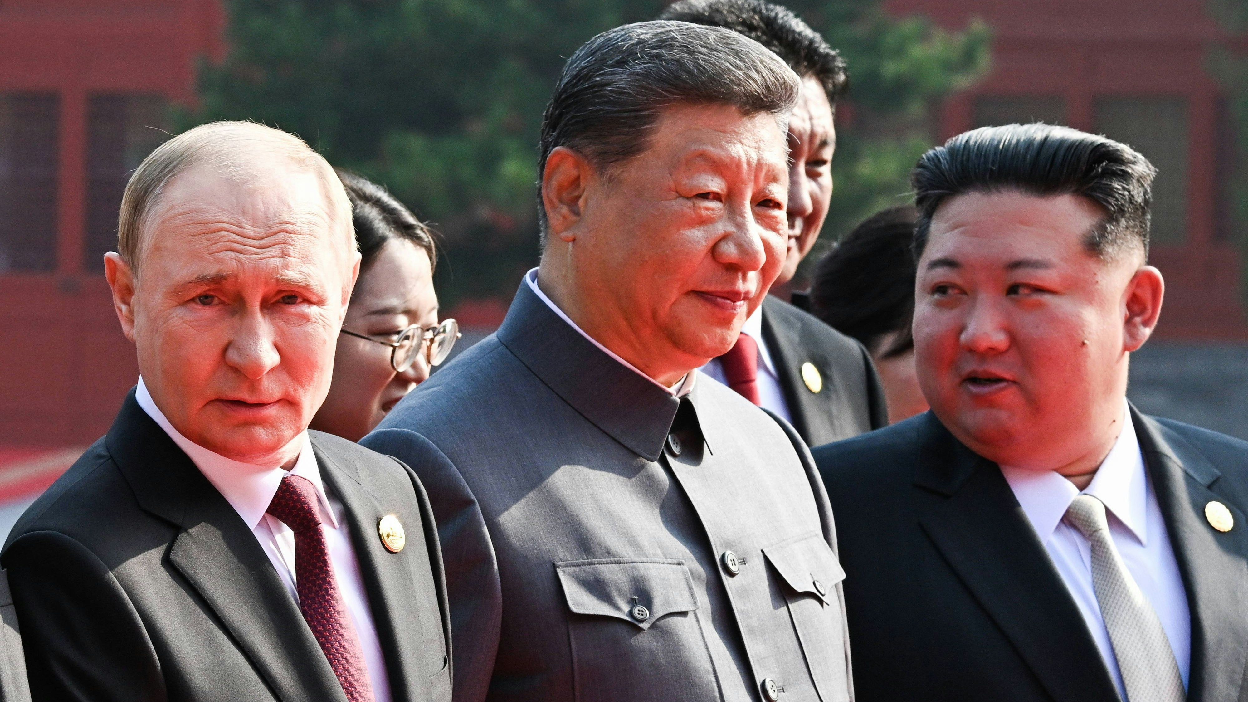 Heute.at - Brisant: So weit reicht Autokraten-Netzwerk schon in EU