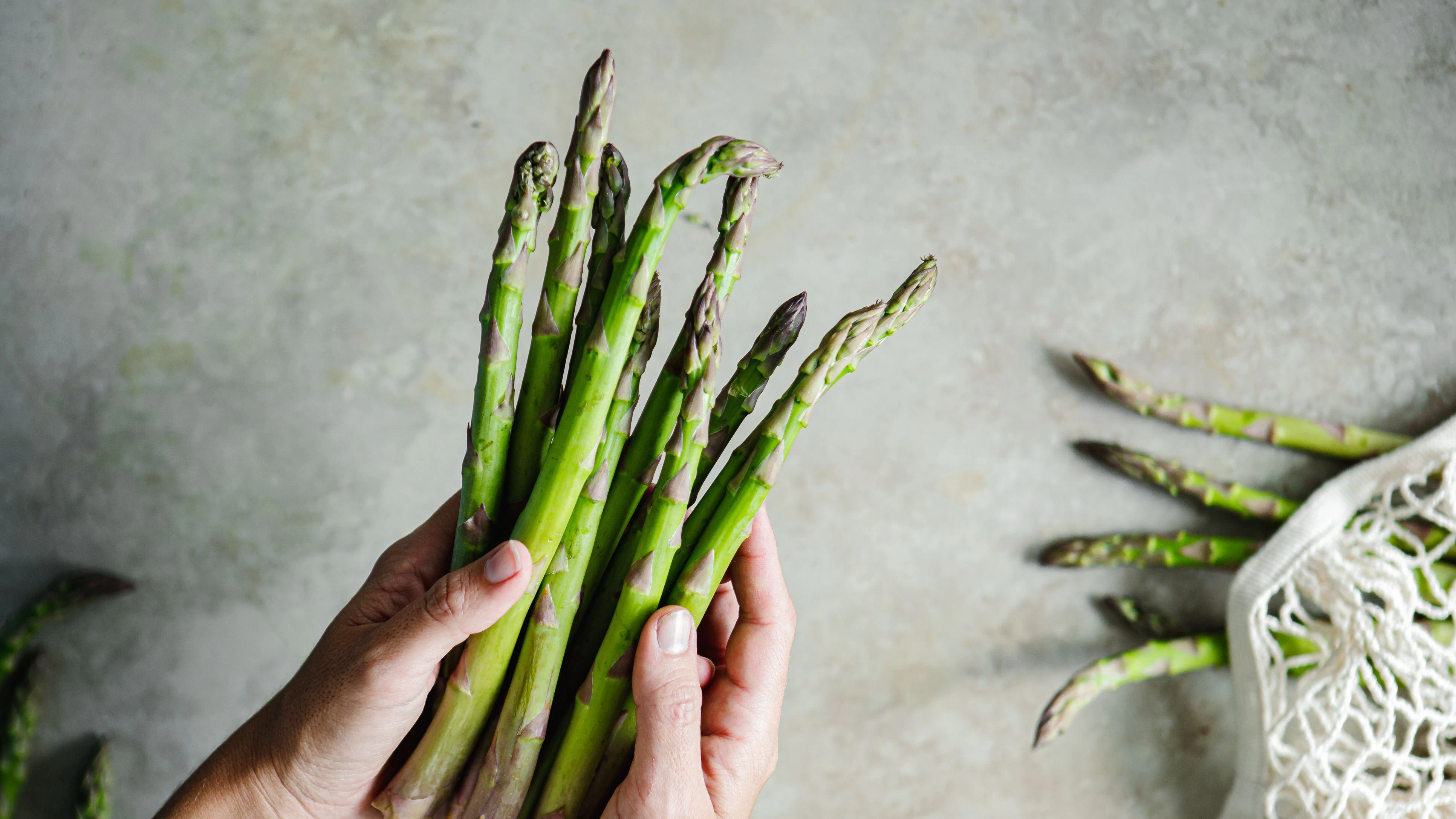 Heute.at - Spargelsaison startet! So gesund sind die Stangen