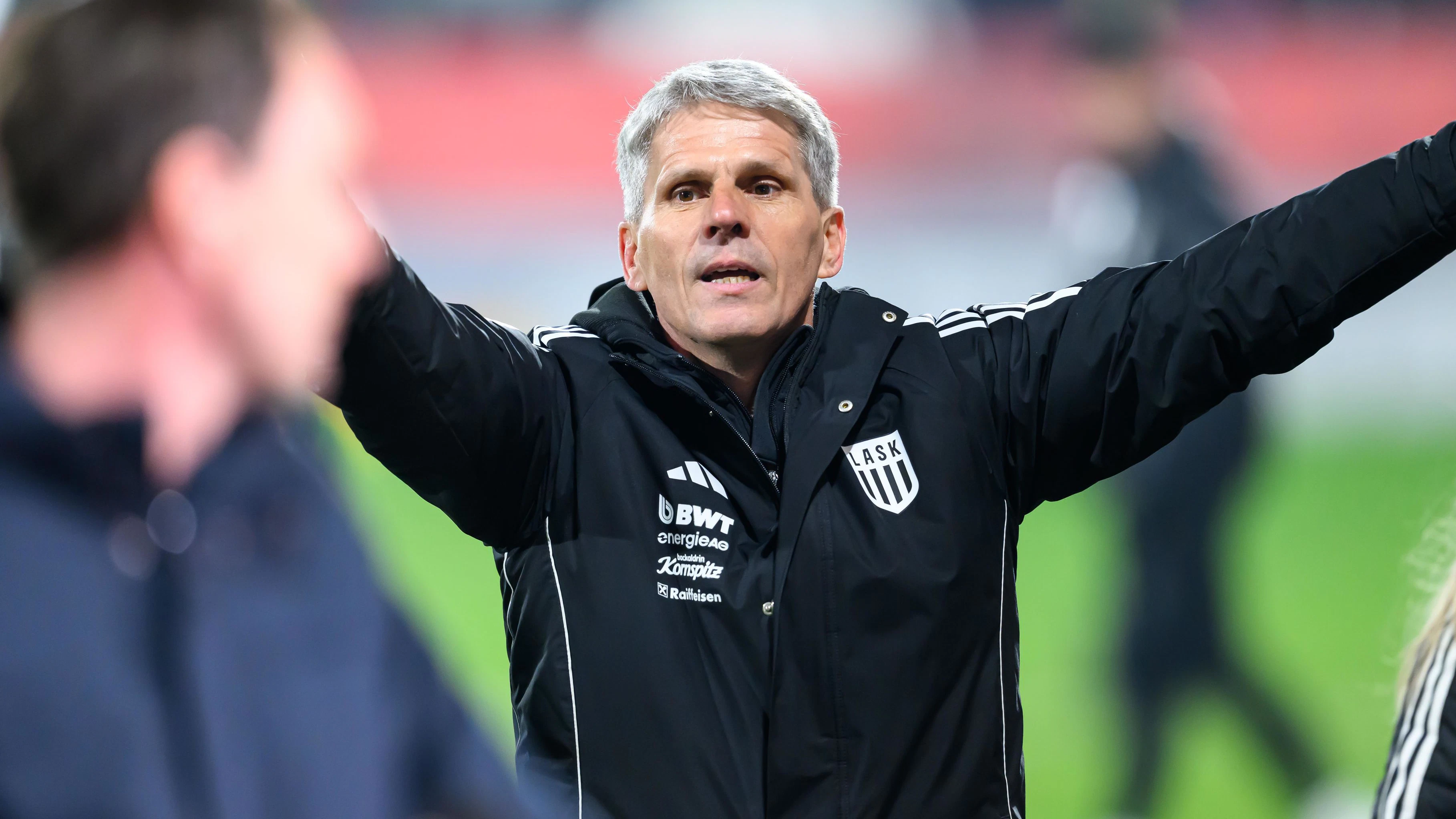 Heute.at - Kühbauer stellt klar: Nie wieder Handschlag mit Senft