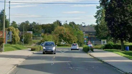 Die Polizei schnappte den 34-Jährigen Lenker in der Römerstraße in Wels.