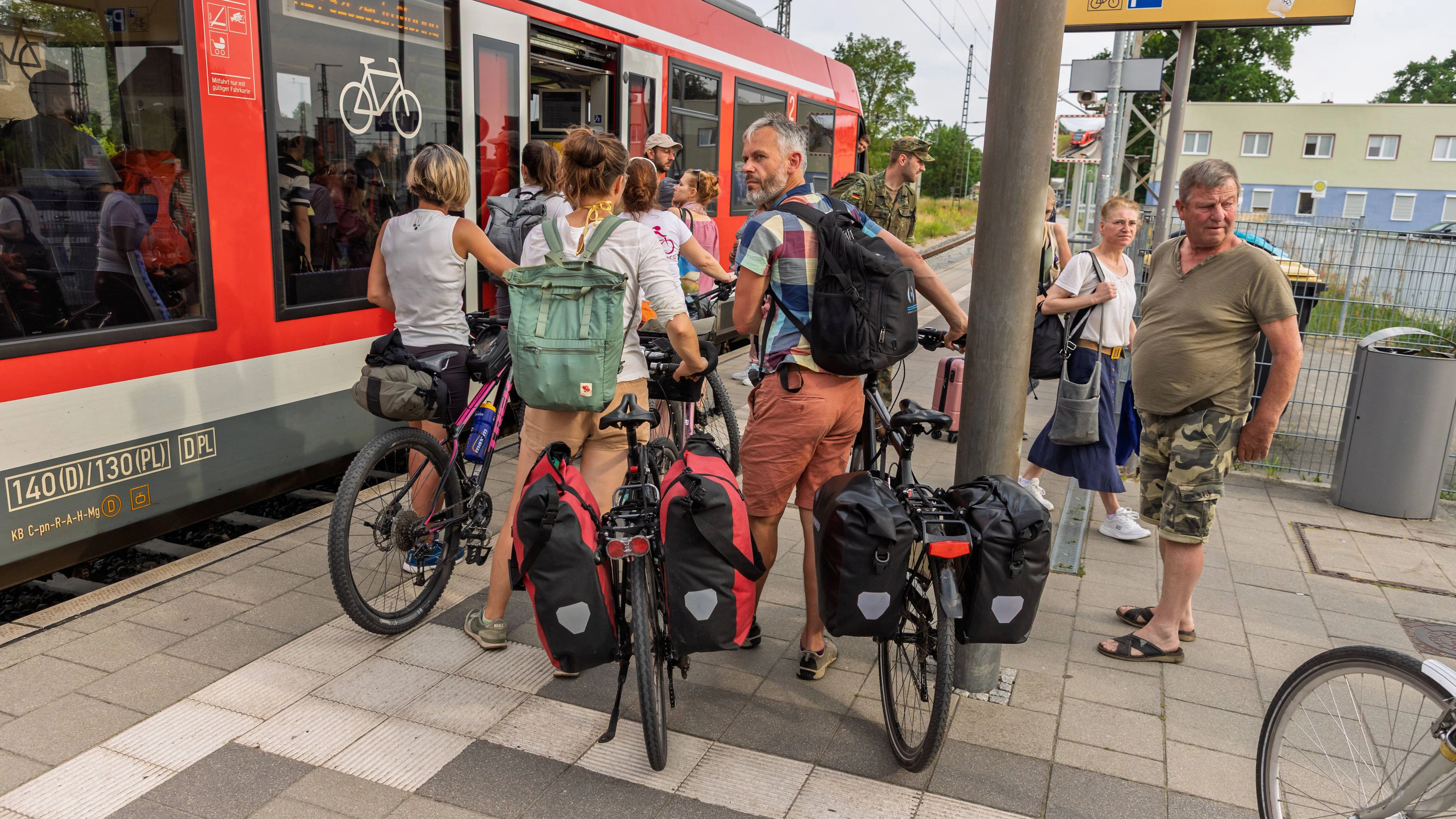 Heute.at - Statt Bus: Bahn setzt auf Fahrräder als Ersatzverkehr