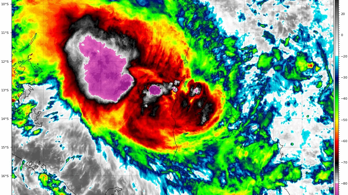 Derzeit zieht der Zyklon in die Bucht von Carpentaria.