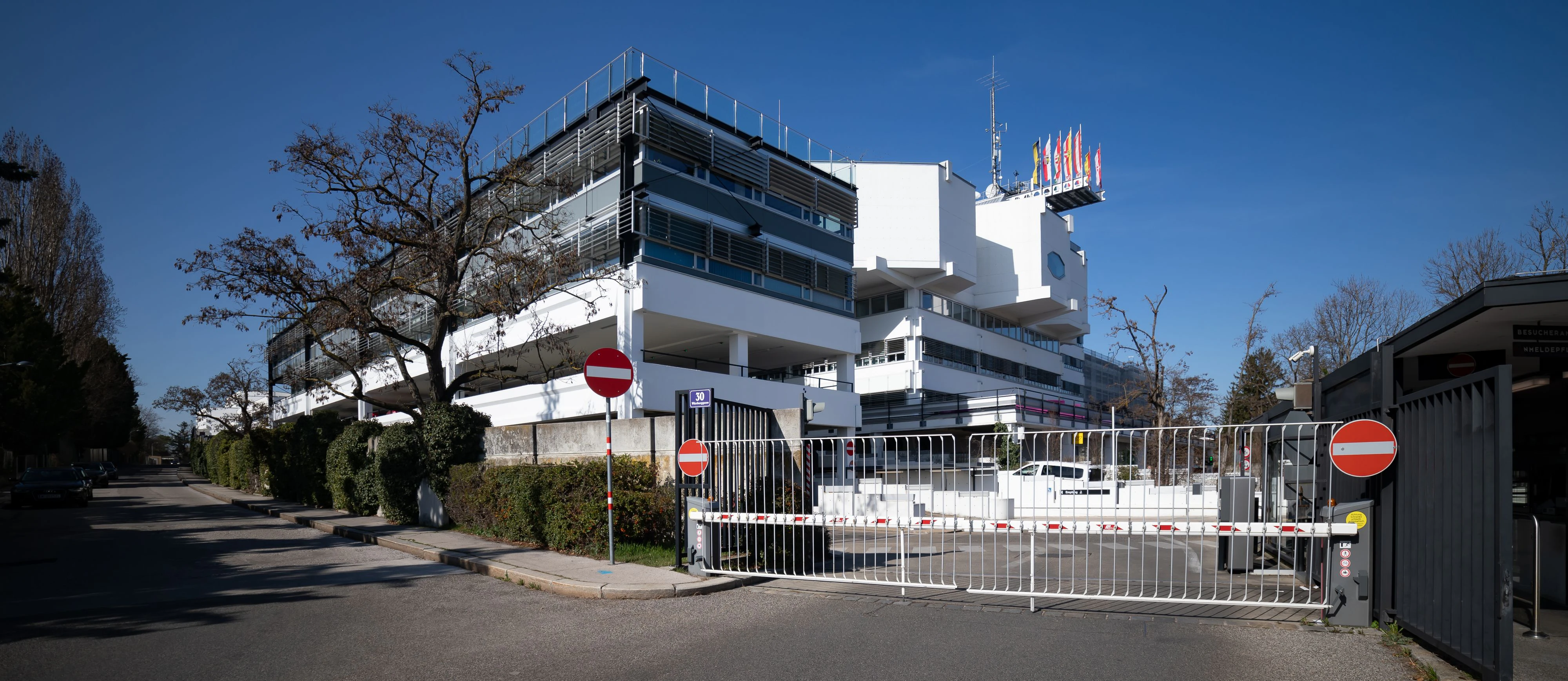 ORF-Zentrum Küniglberg in Wien: Kontaktbörse und Minenfeld in einem