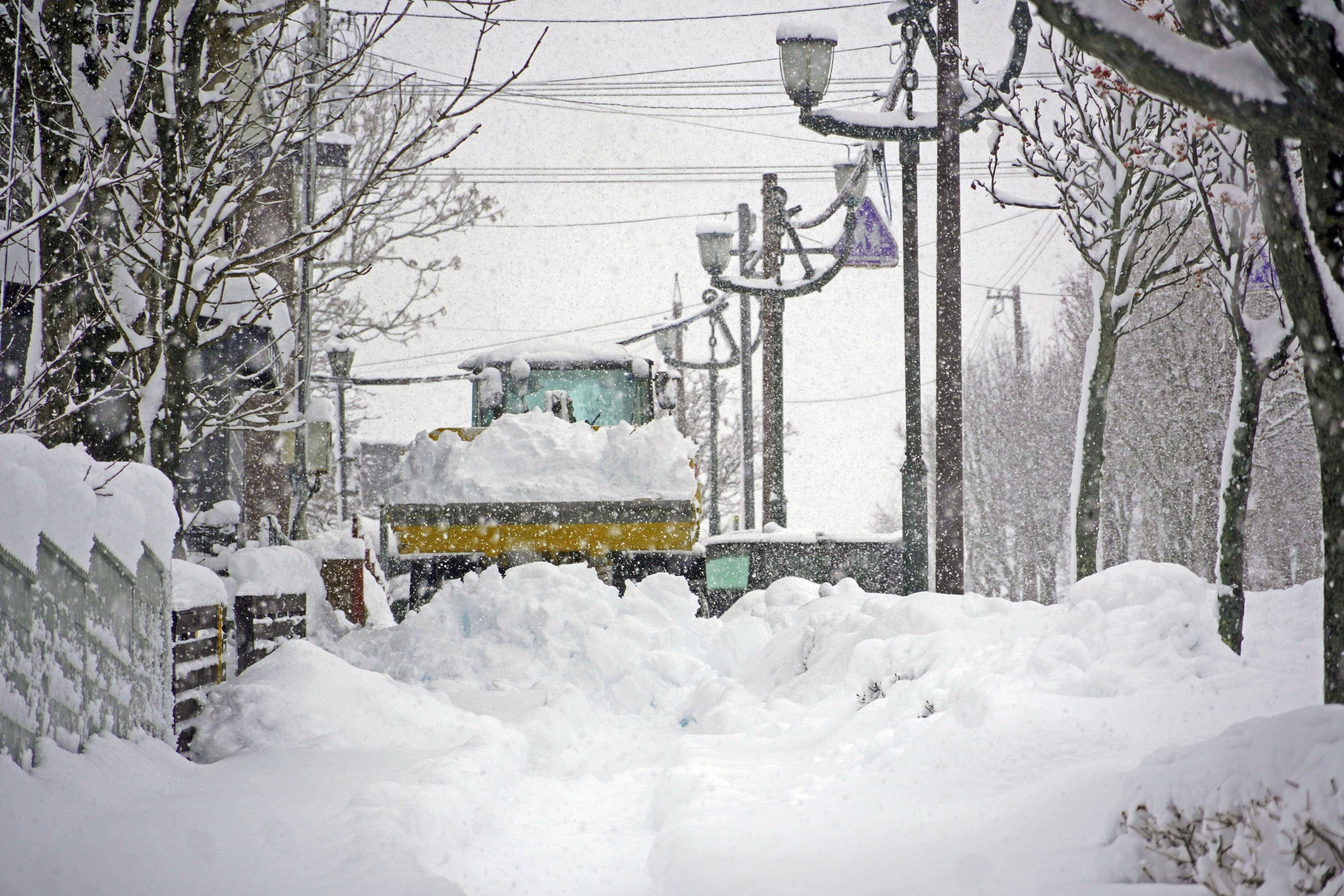 Heute.at - Schnee-Walze rollt jetzt direkt auf Österreich zu