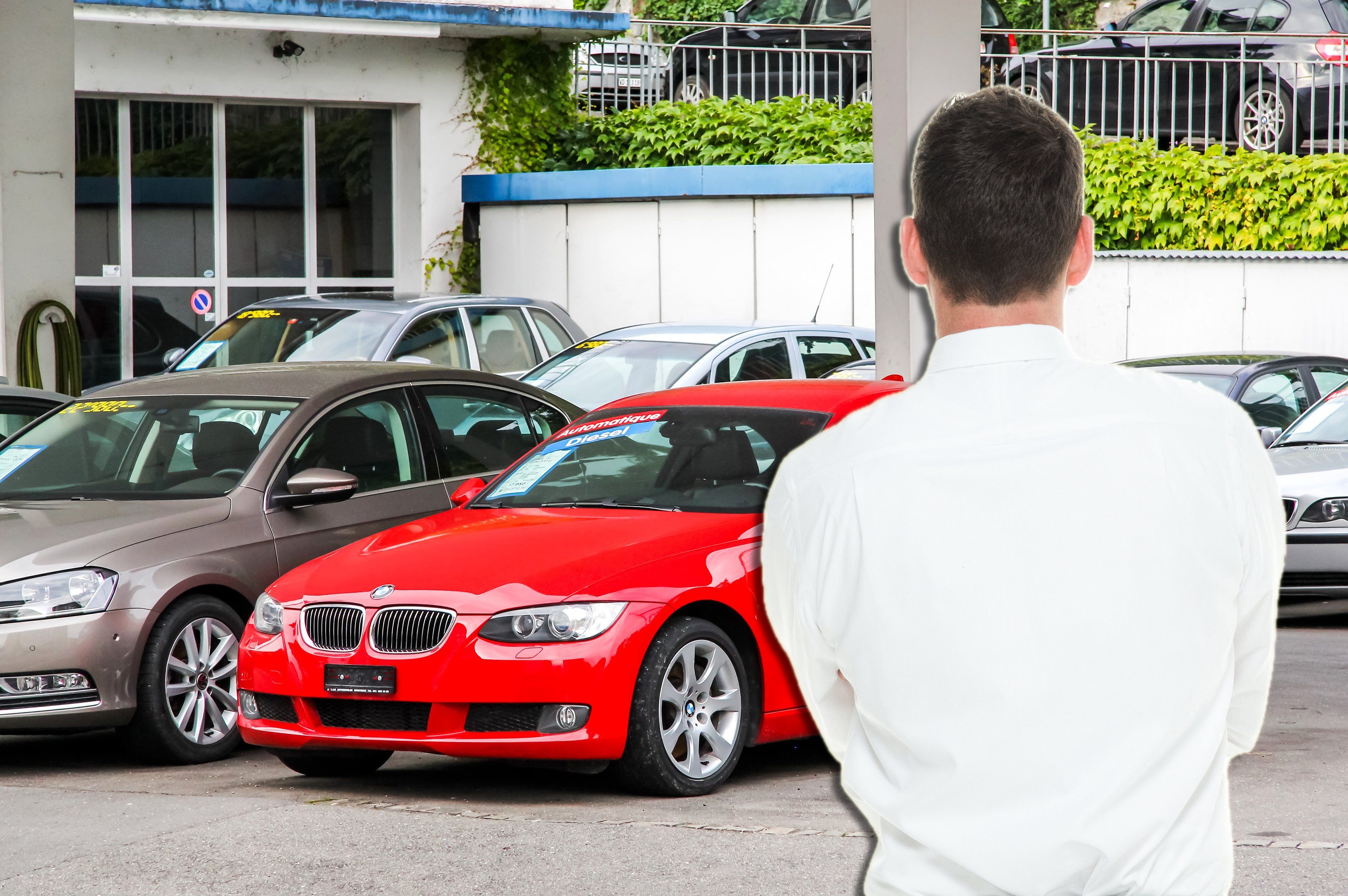 Mehrere Fahrzeuge wurden verkauft, sind danach aber spurlos verschwunden und bis heute nicht mehr auffindbar.