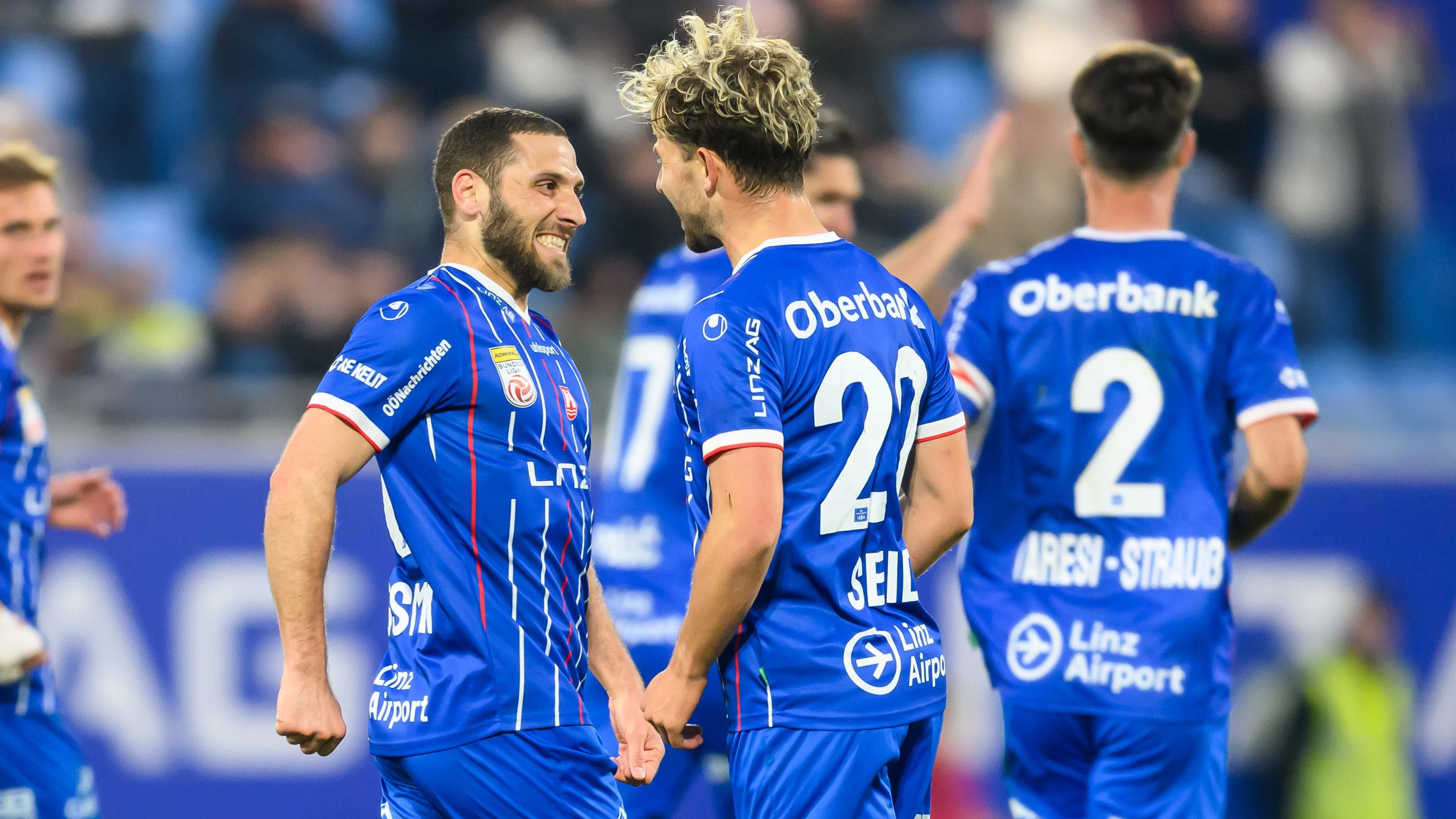 LINZ,AUSTRIA,21.MAR.26 - SOCCER - ADMIRAL Bundesliga, qualification group, FC Blau Weiss Linz vs SV Ried. Image shows the rejoicing of Shon Weissman and Simon Seidl (Linz). Photo: GEPA pictures/ Daniela Moser
