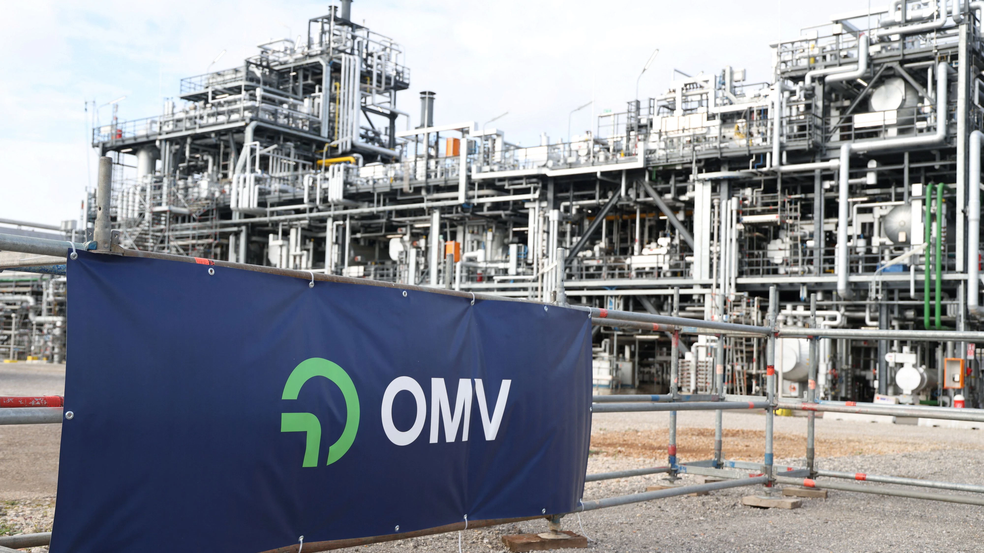 Heute.at - OMV greift auf Rohöl aus Notstandsreserven zurück