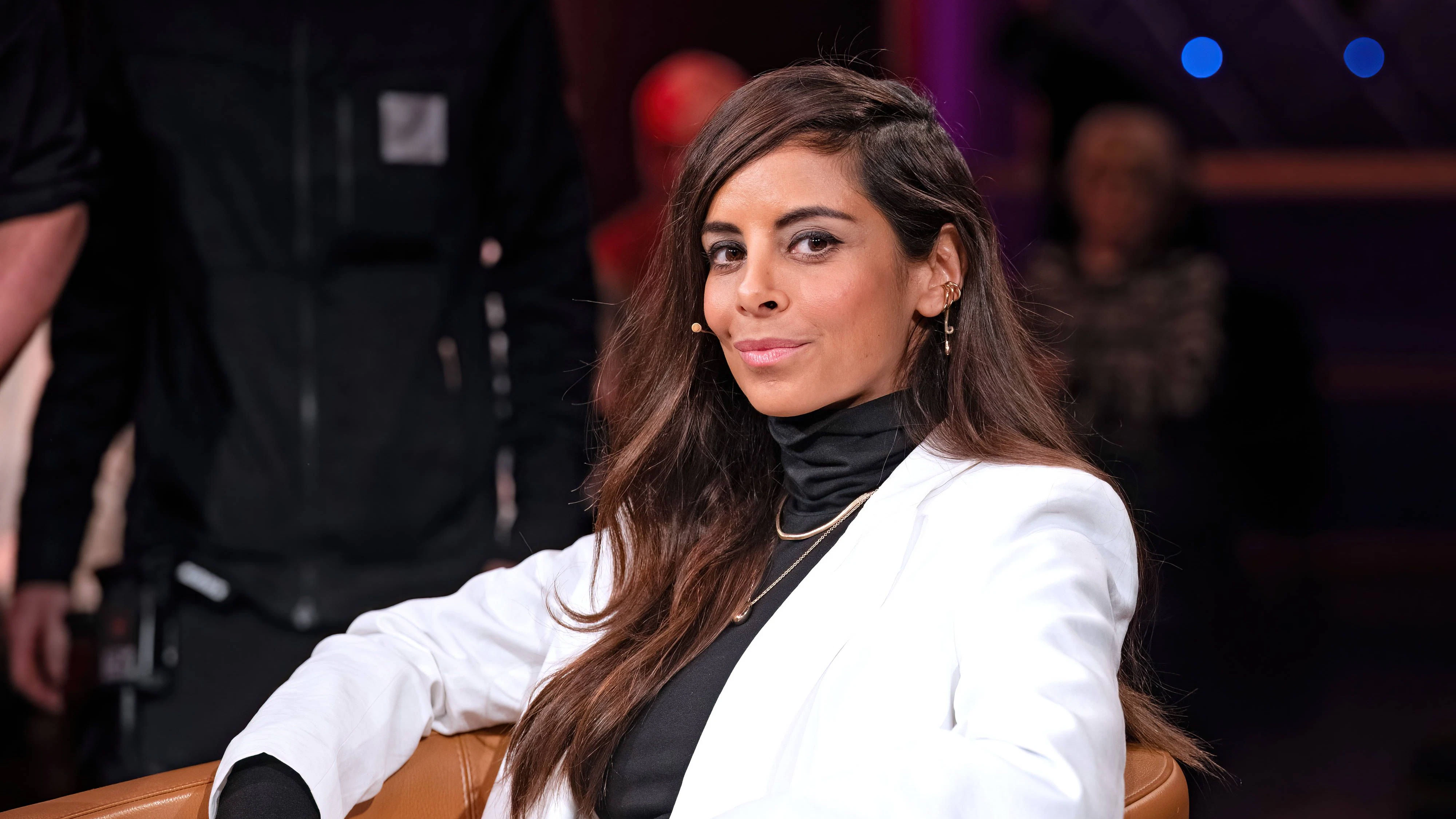 MDR - Riverboat. Schauspielerin , Moderatorin und Autorin Collien Fernandes anläßlich der Aufzeichnung der MDR - Talkshow Riverboat am 28.11.2025 in der Mediacity Leipzig. 20251128ADO0002 *** MDR Riverboat actress, presenter and author Collien Fernandes on the occasion of the recording of the MDR talk show Riverboat on 28 11 2025 at Mediacity Leipzig 20251128ADO0002