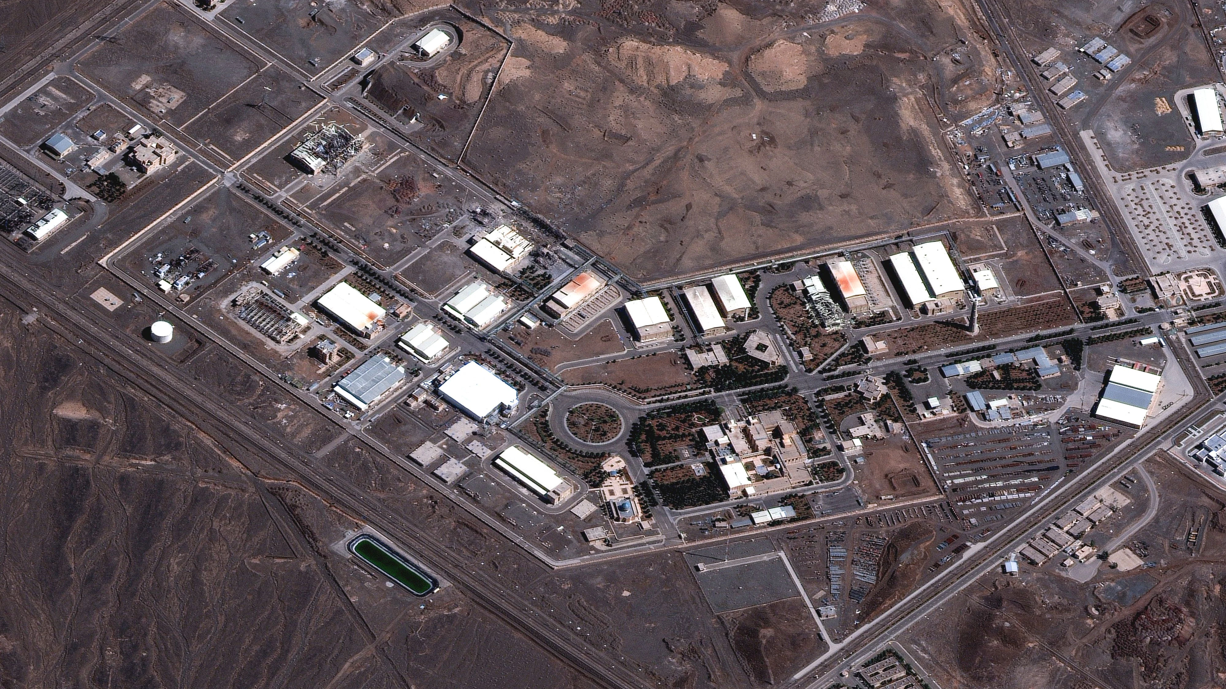 A satellite image shows the Natanz fuel enrichment complex, Iran, March 7, 2026, amid the U.S.-Israeli conflict with Iran. Vantor/Handout via REUTERS. THIS IMAGE HAS BEEN SUPPLIED BY A THIRD PARTY. NO RESALES. NO ARCHIVES. MANDATORY CREDIT. MUST NOT OBSCURE LOGO.