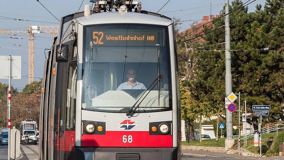 Die Linie 52 verkehrt nur zwischen Westbahnhof und Hietzing.