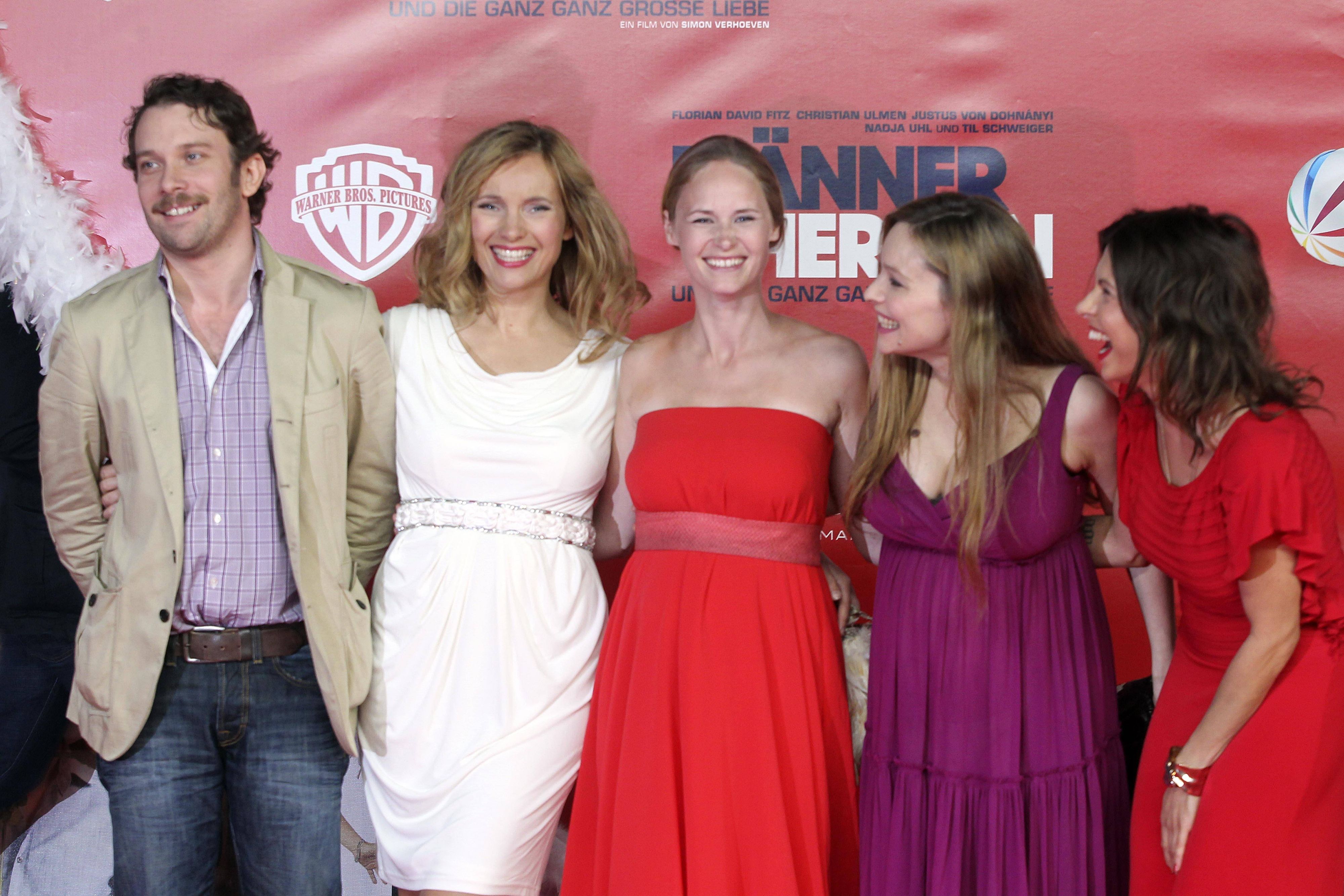 Christian Ulmen, Nadja Uhl und Inez Bjoerg David. Letztere distanziert sich nun völlig von Ulmen.