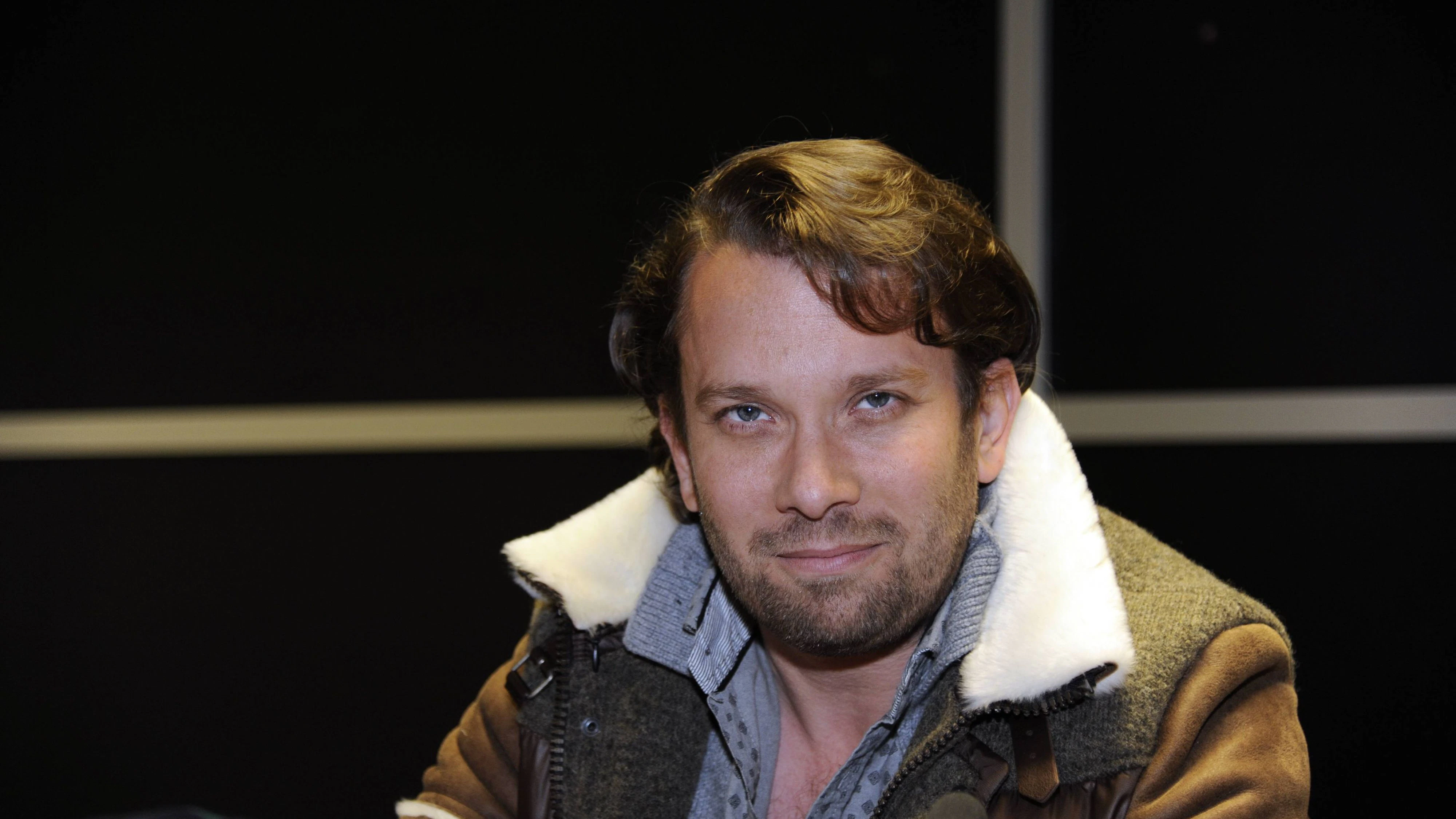 Heute.at - Ulmen mit absurder Show: Wer will meine Frau fi***n?