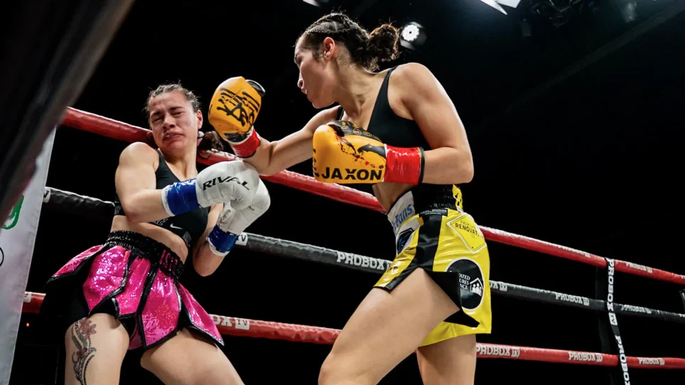 Isis Sio musste innerhalb von 44 Sekunden zwei Kopftreffer einstecken. 