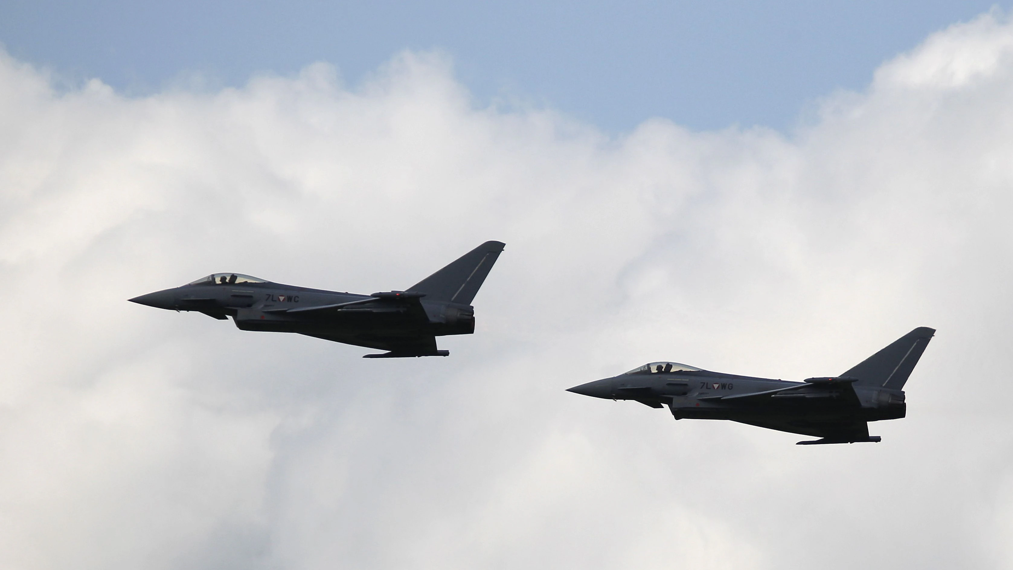 Heute.at - Alarmstart! Eurofighter in Österreich müssen aufsteigen